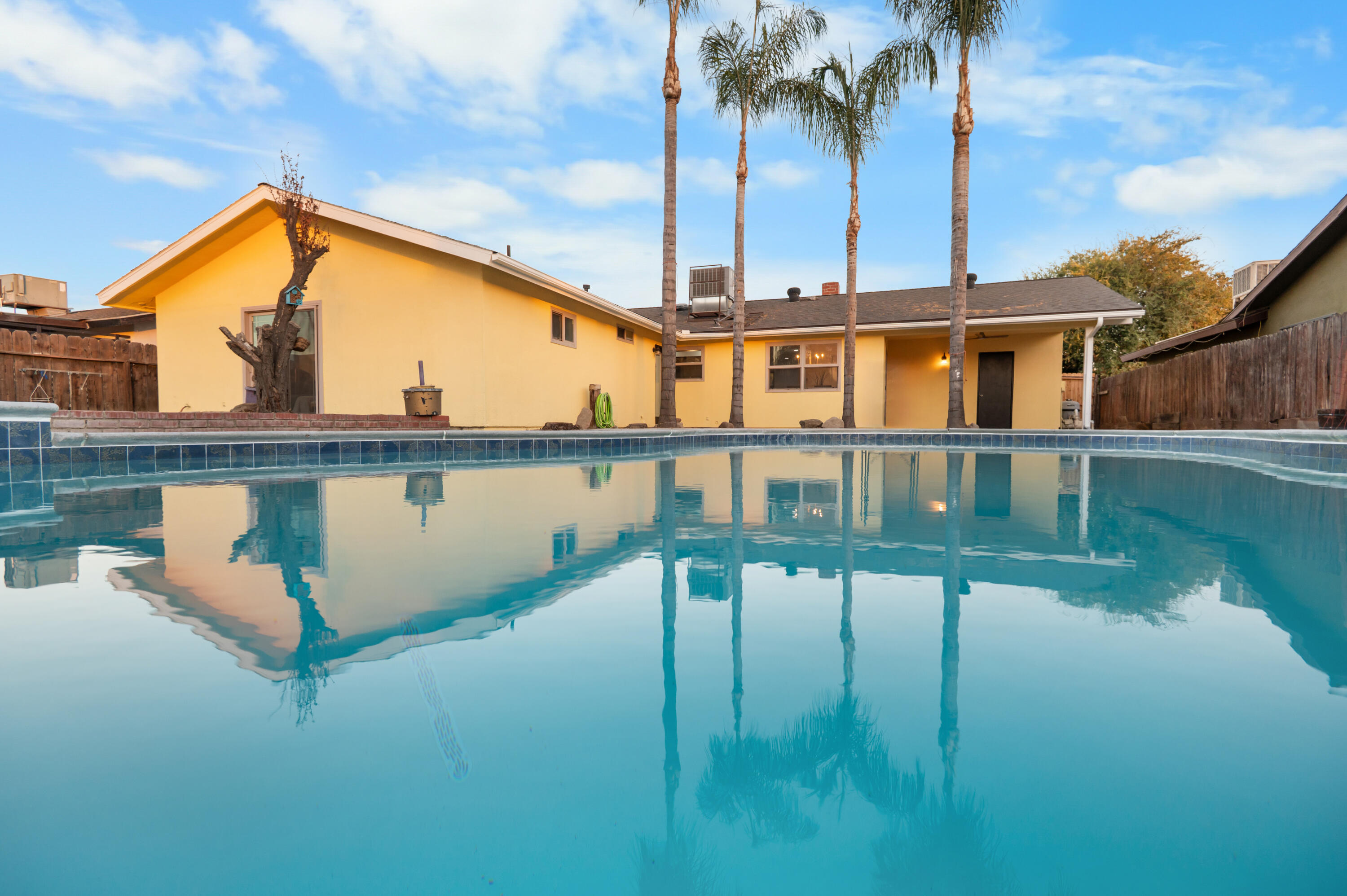 3440 W W Pryor Ave, Visalia, CA 93277