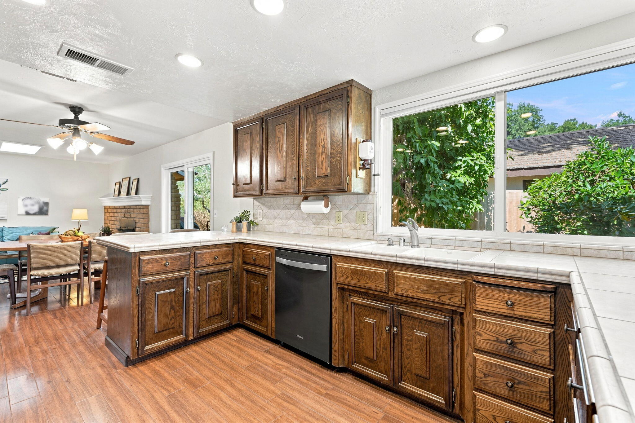 14965 Avenue 312, Visalia, CA 93292