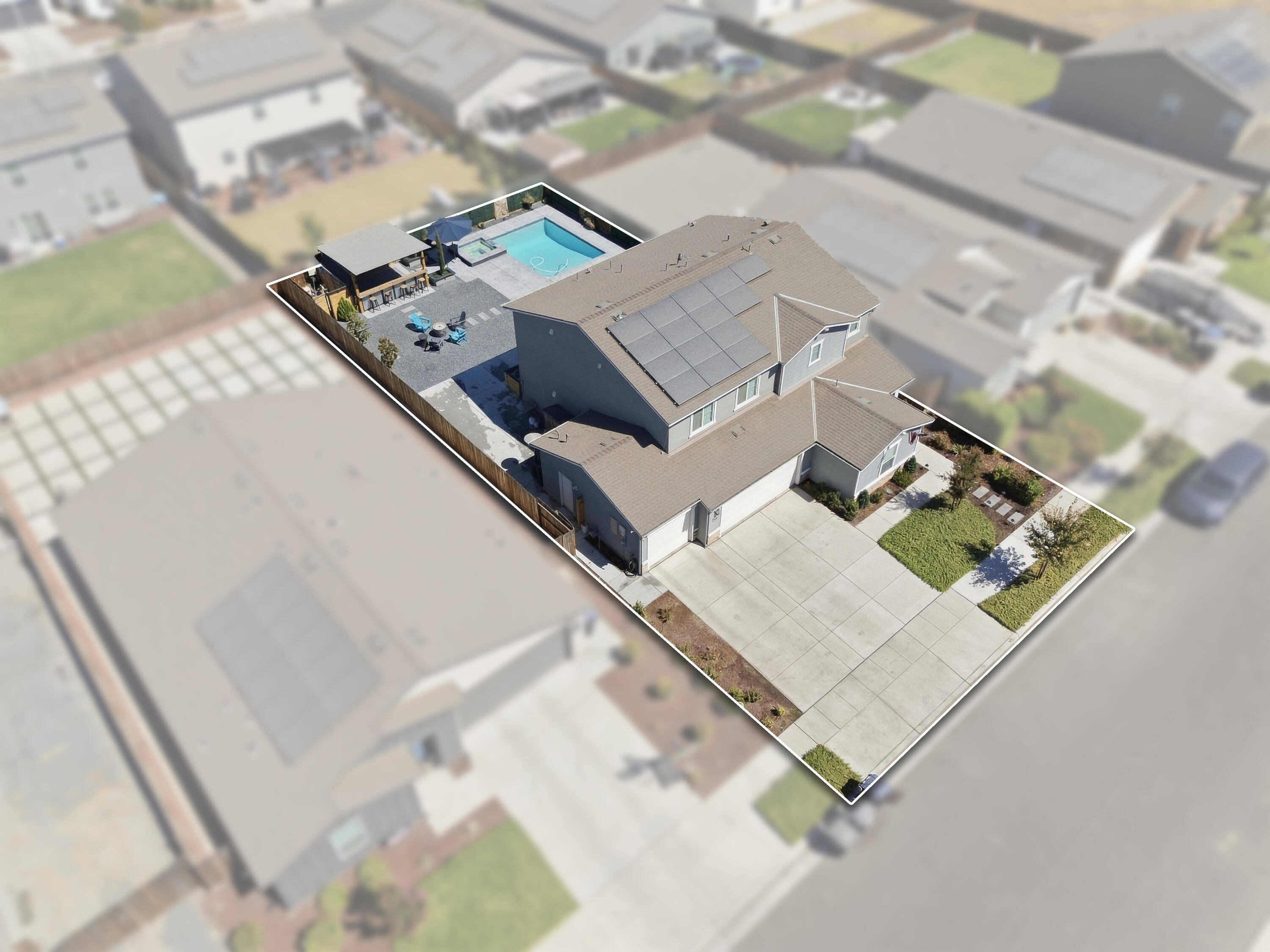 1040 E Reese Ave, Visalia, CA 93292