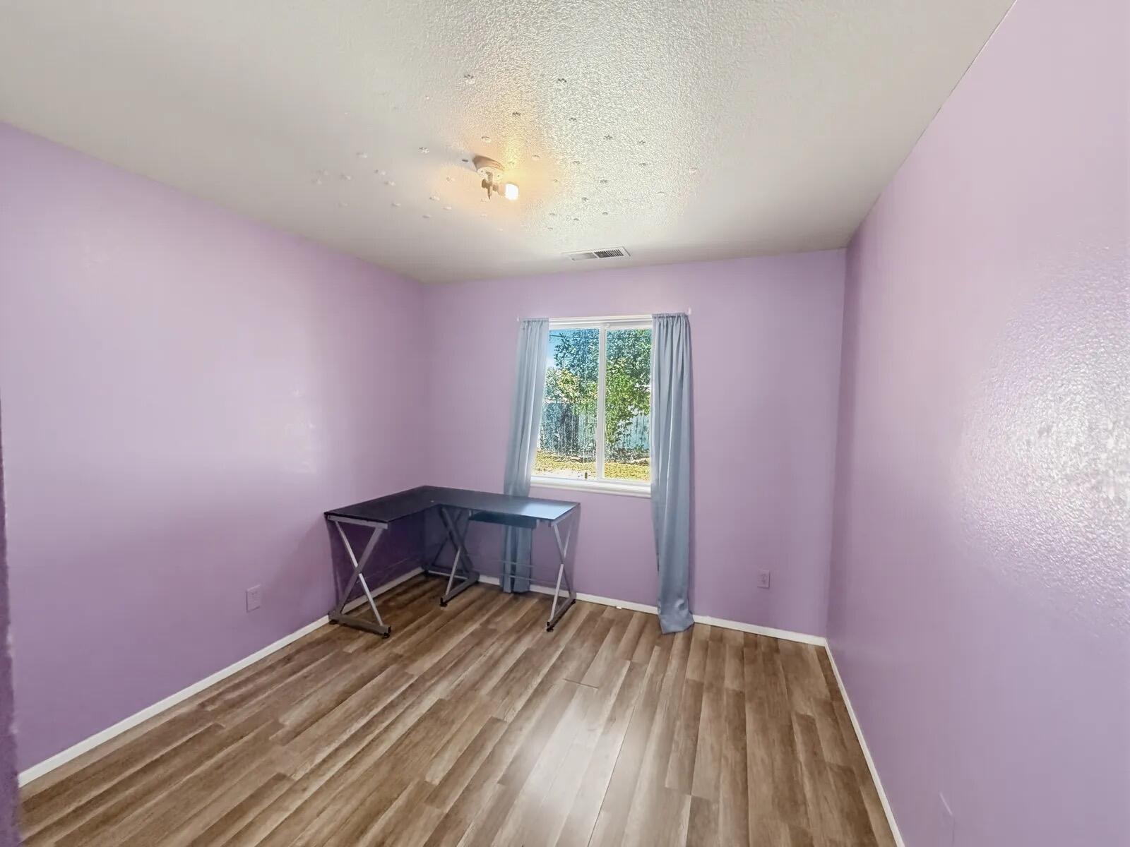 2384 Forest Ct, Porterville, CA 93257