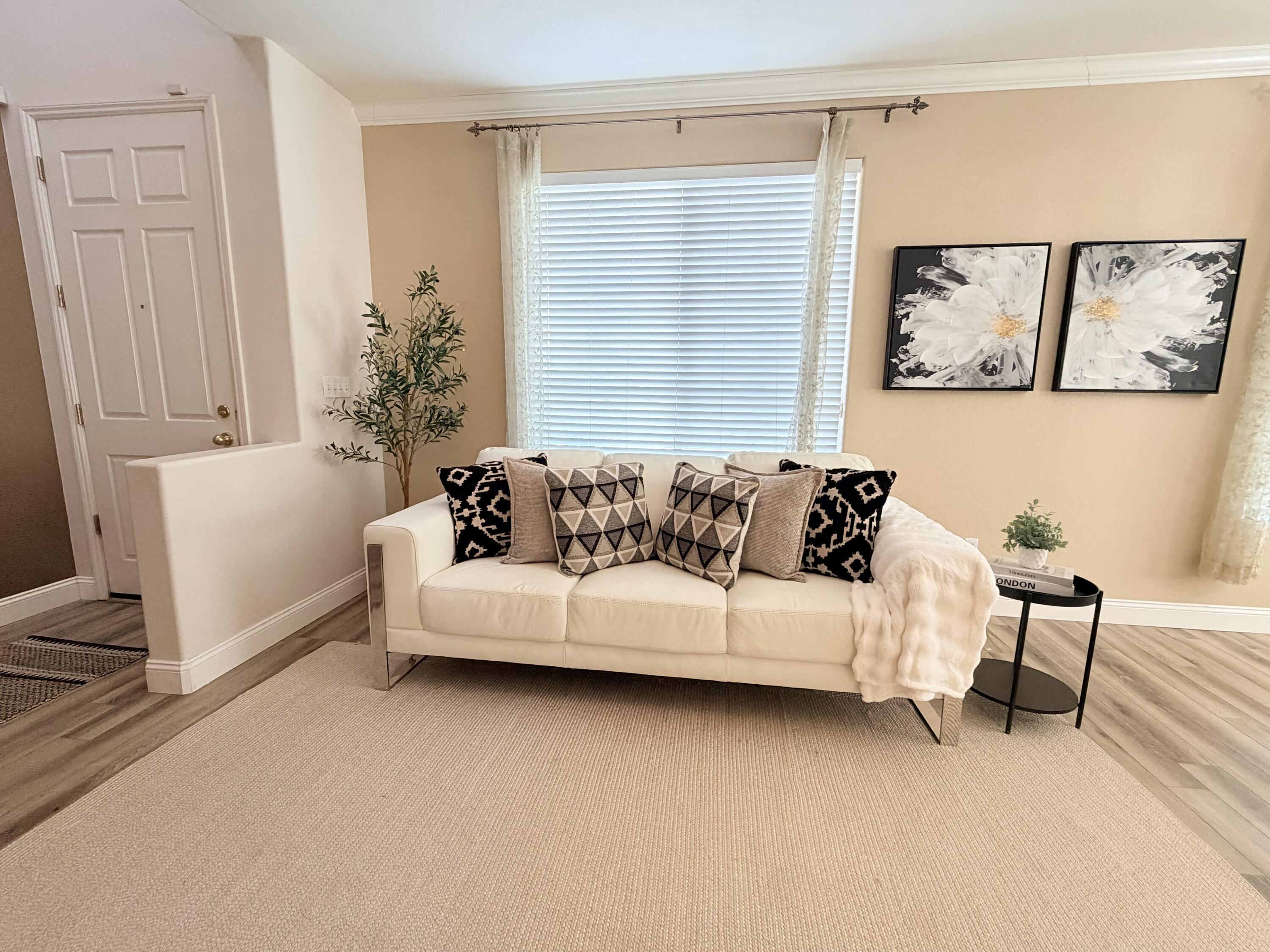 1083 N Wellington, Porterville, CA 93257