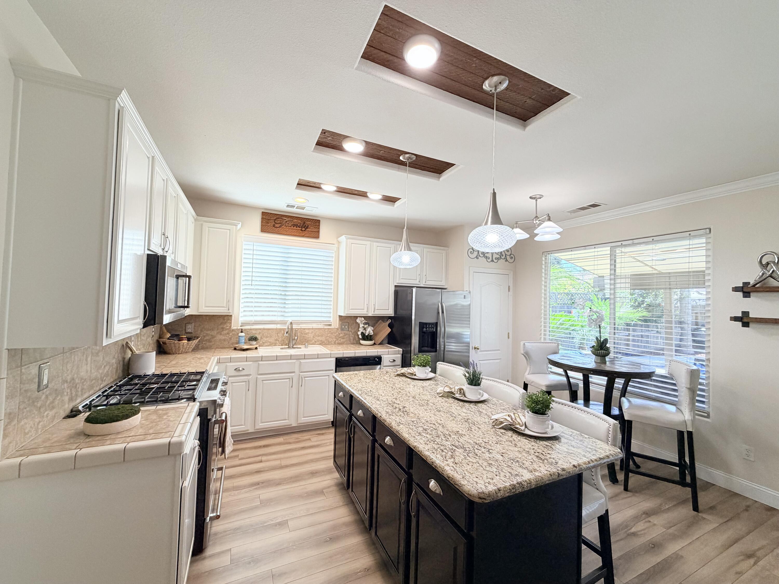 1083 N Wellington, Porterville, CA 93257