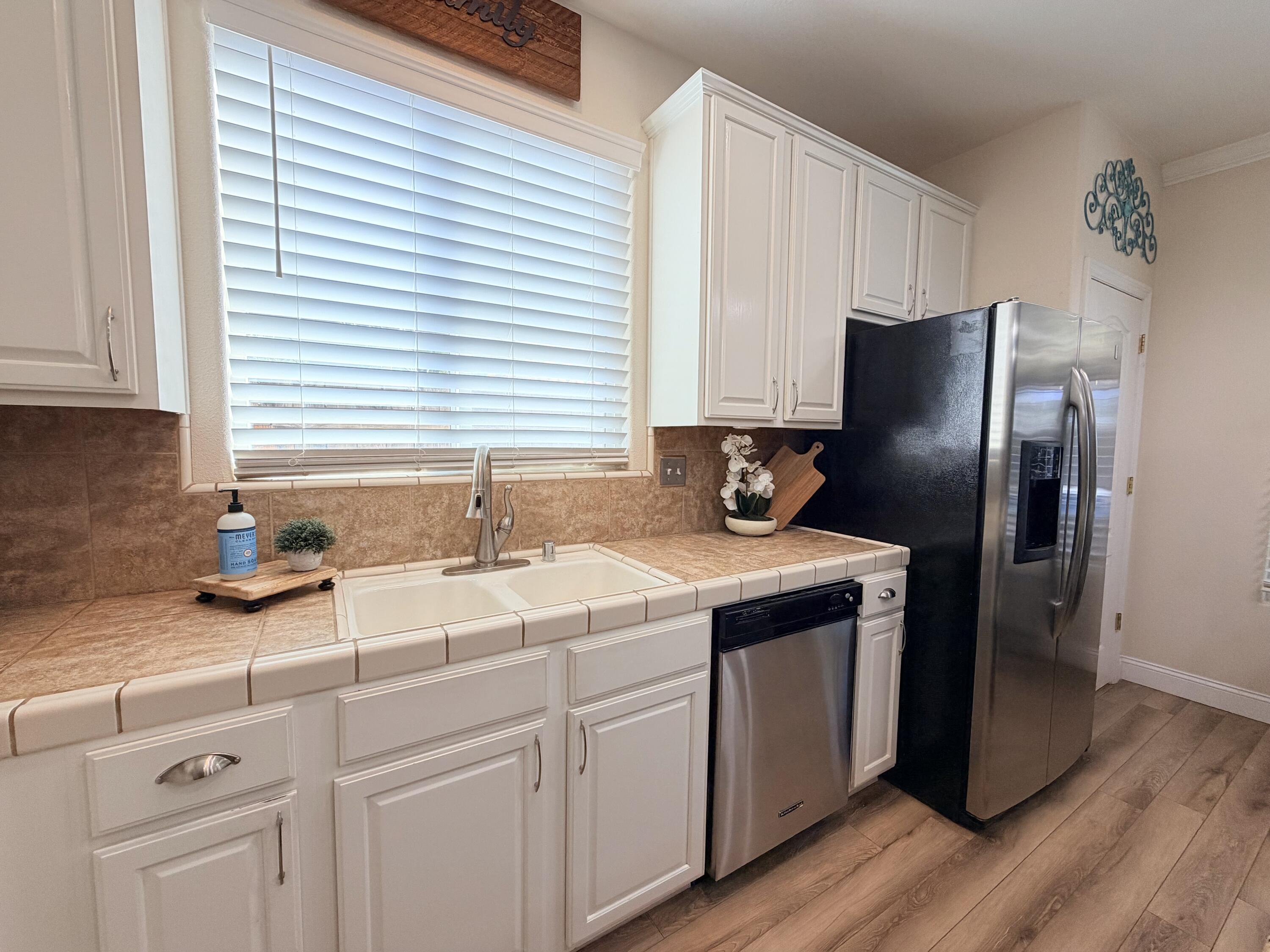 1083 N Wellington, Porterville, CA 93257