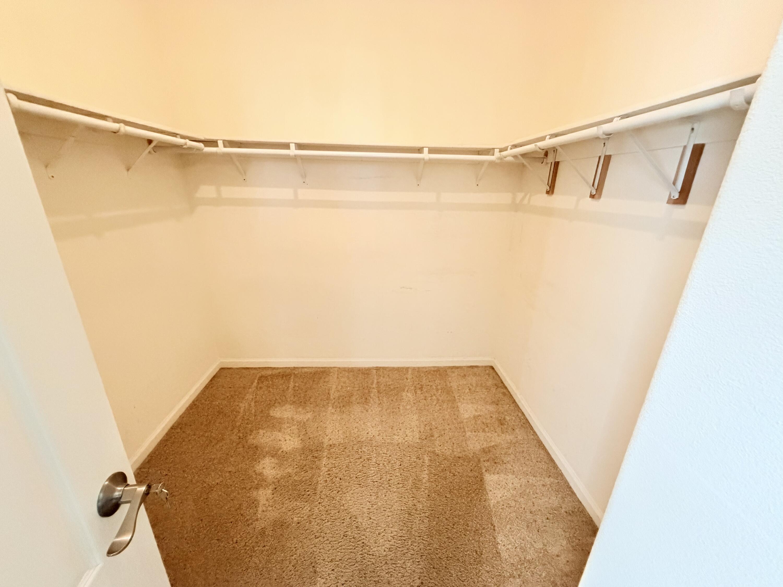 1083 N Wellington, Porterville, CA 93257