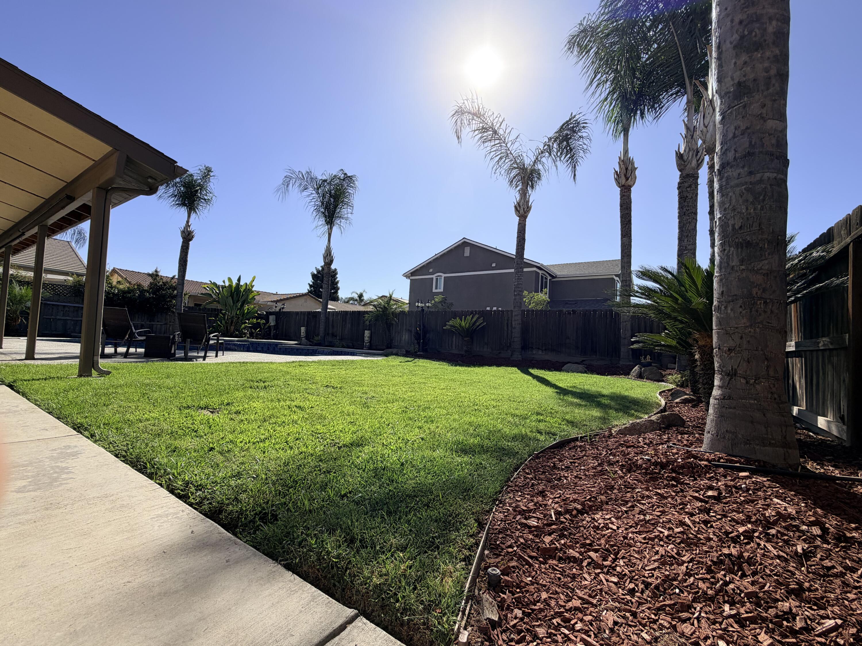 1083 N Wellington, Porterville, CA 93257
