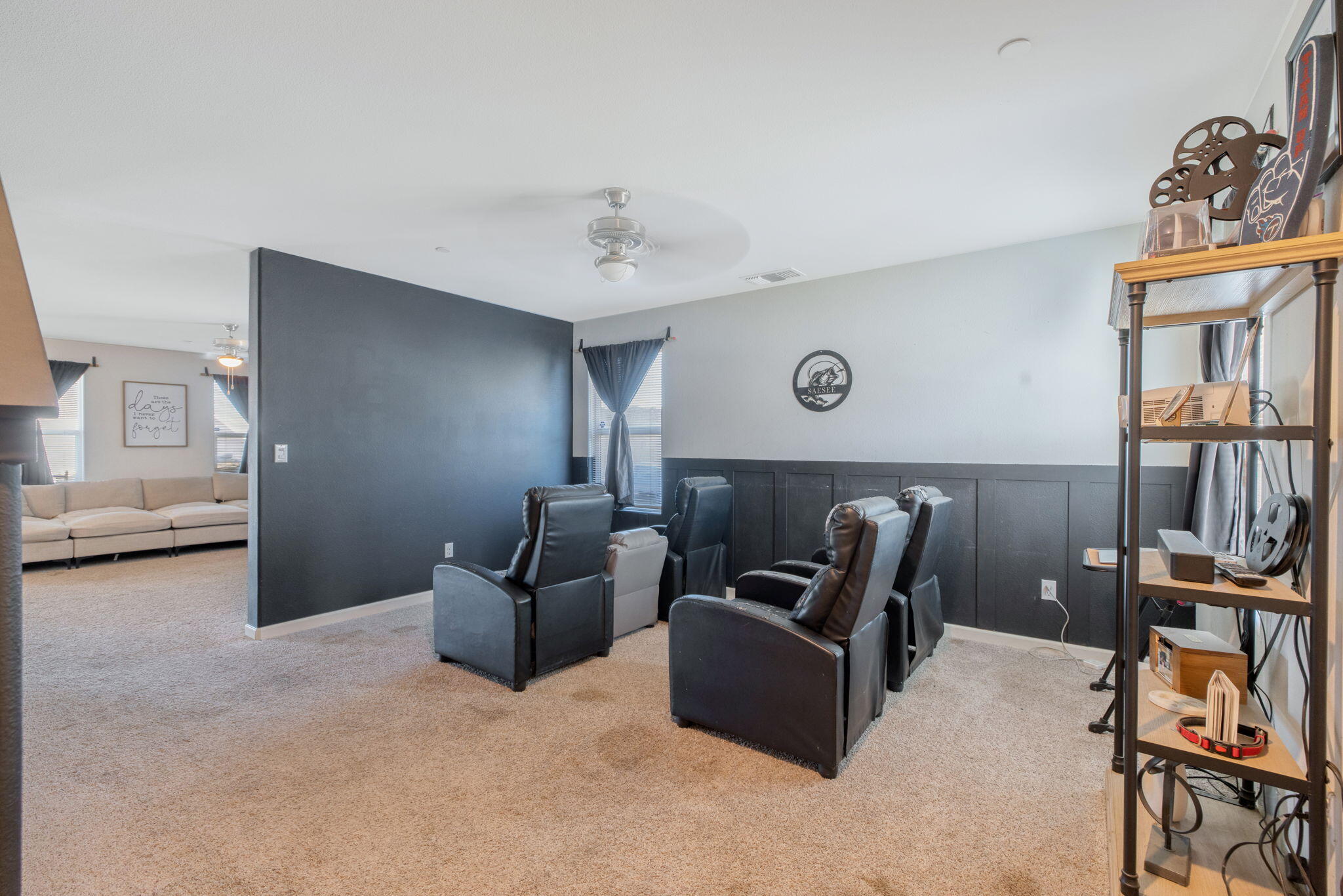 2943 N Clay Ct, Visalia, CA 93291