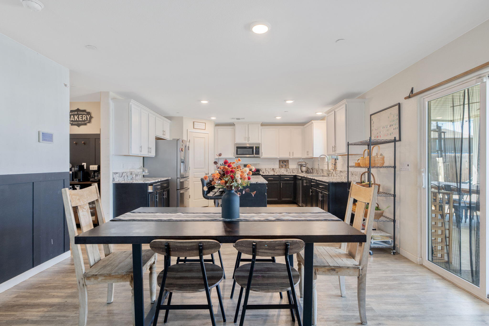 2943 N Clay Ct, Visalia, CA 93291