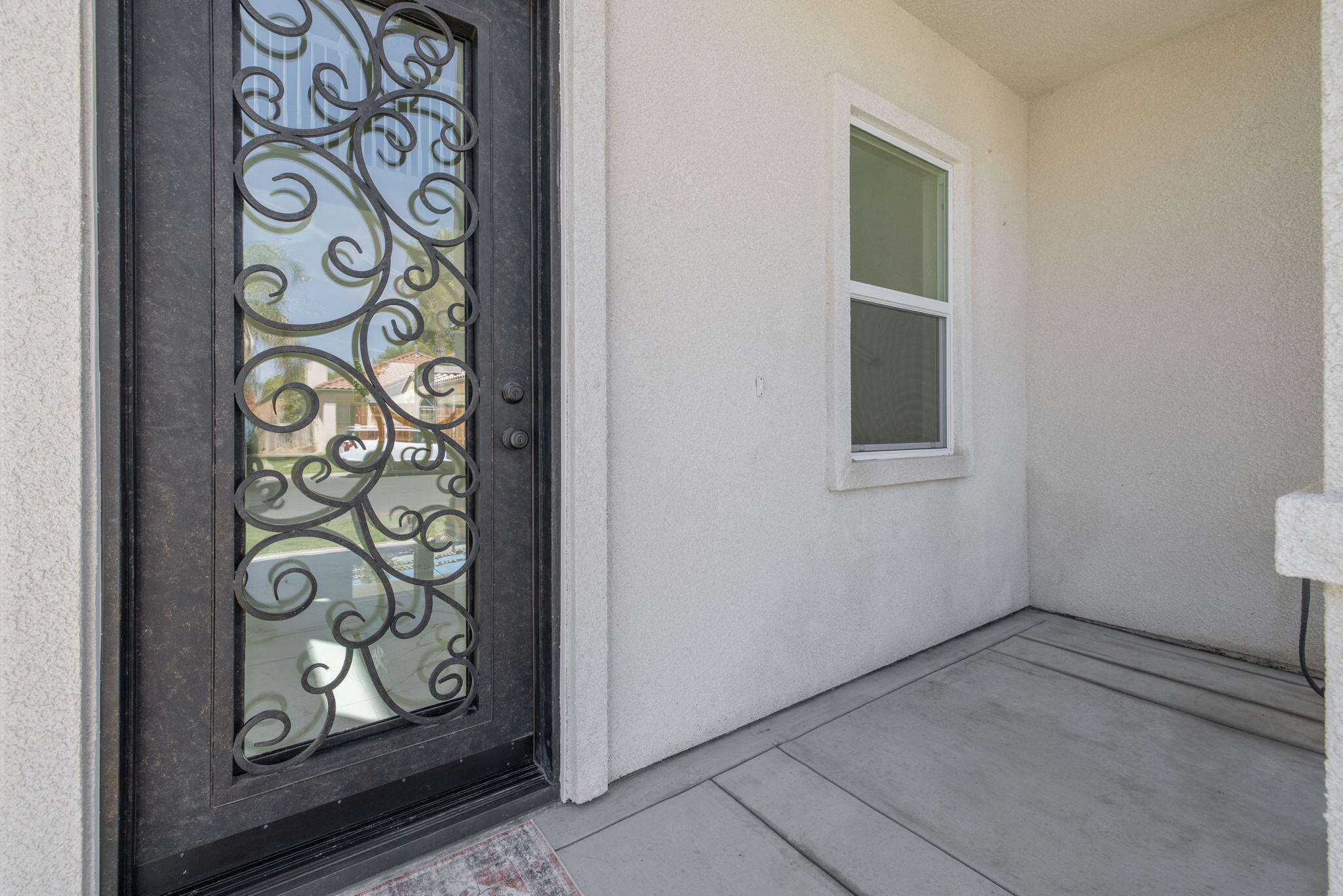 169 Lake Dr, Lemoore, CA 93245