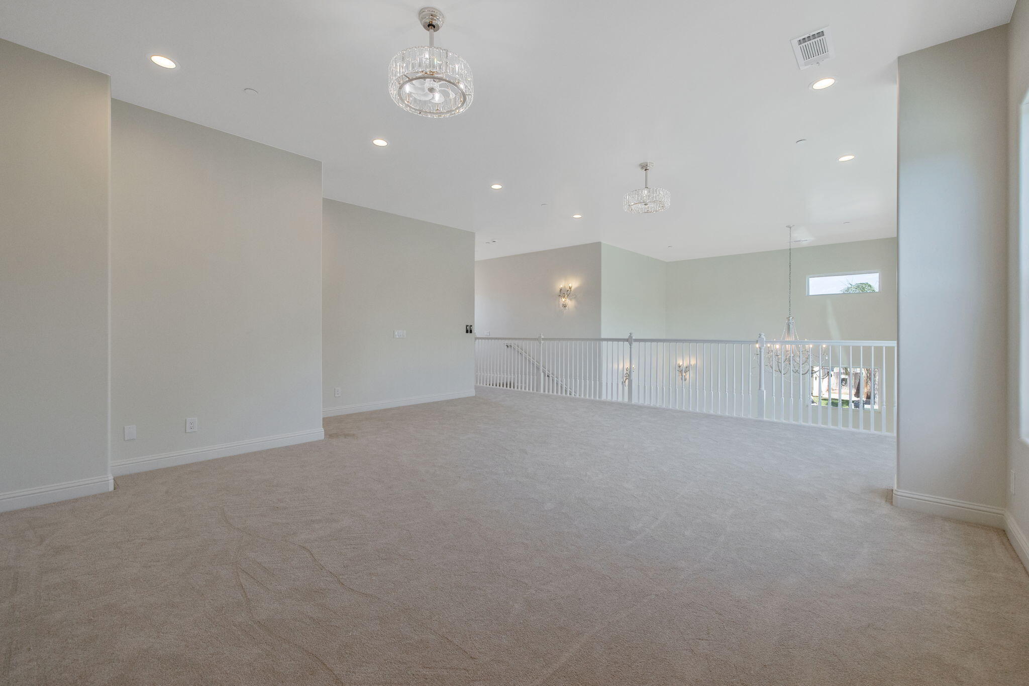 169 Lake Dr, Lemoore, CA 93245
