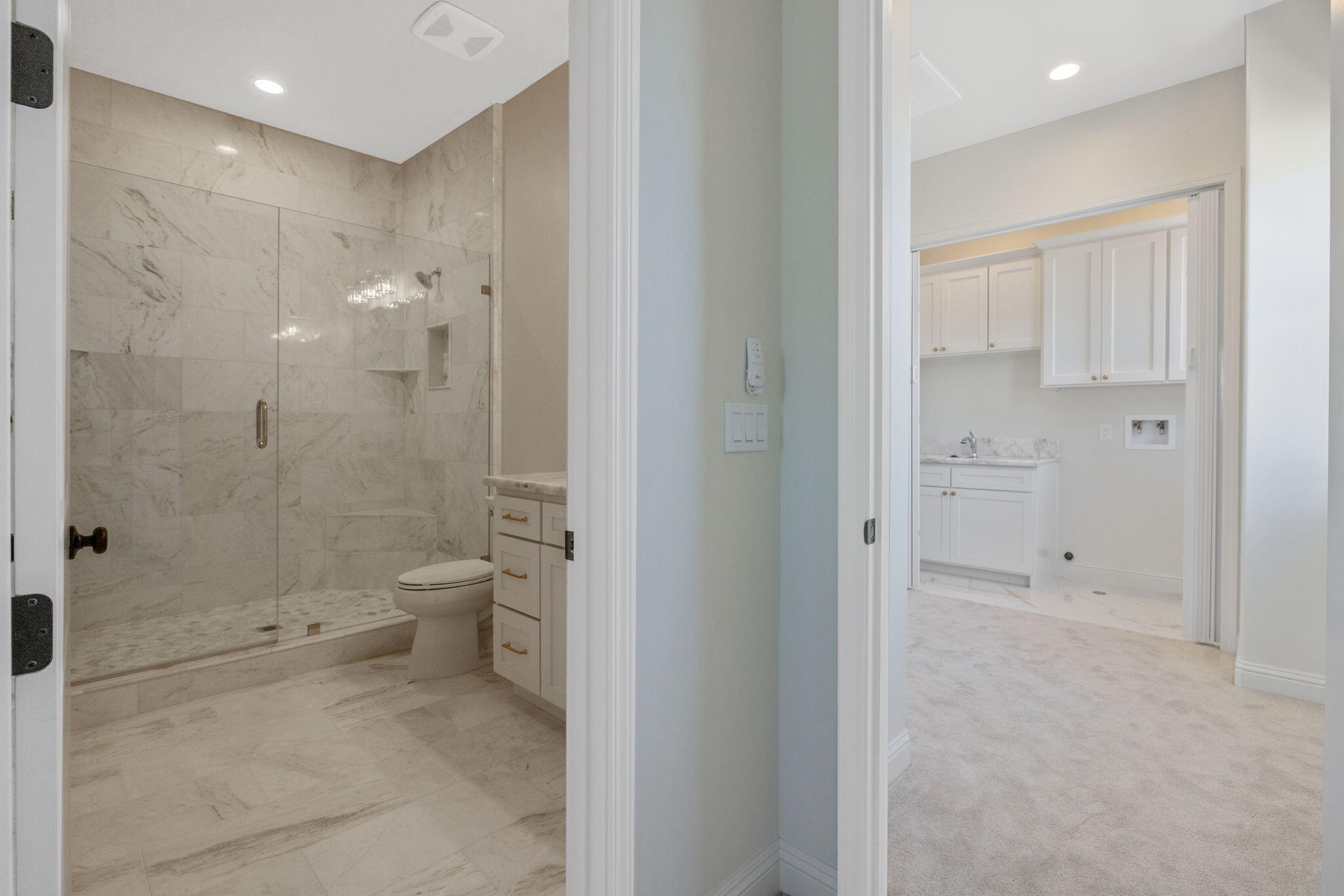 169 Lake Dr, Lemoore, CA 93245