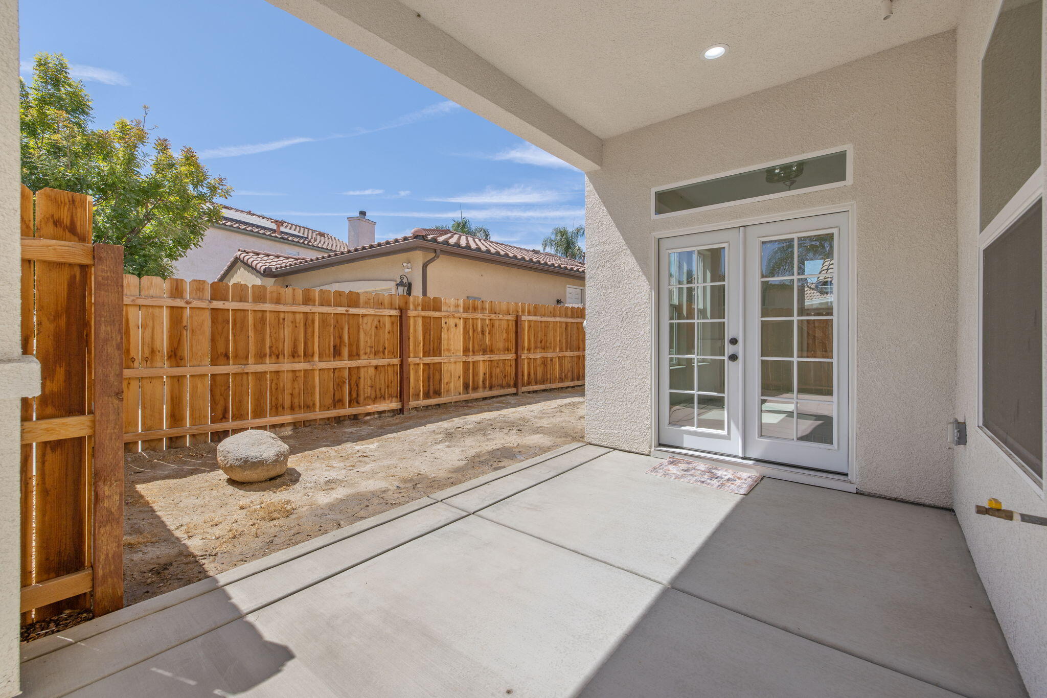169 Lake Dr, Lemoore, CA 93245