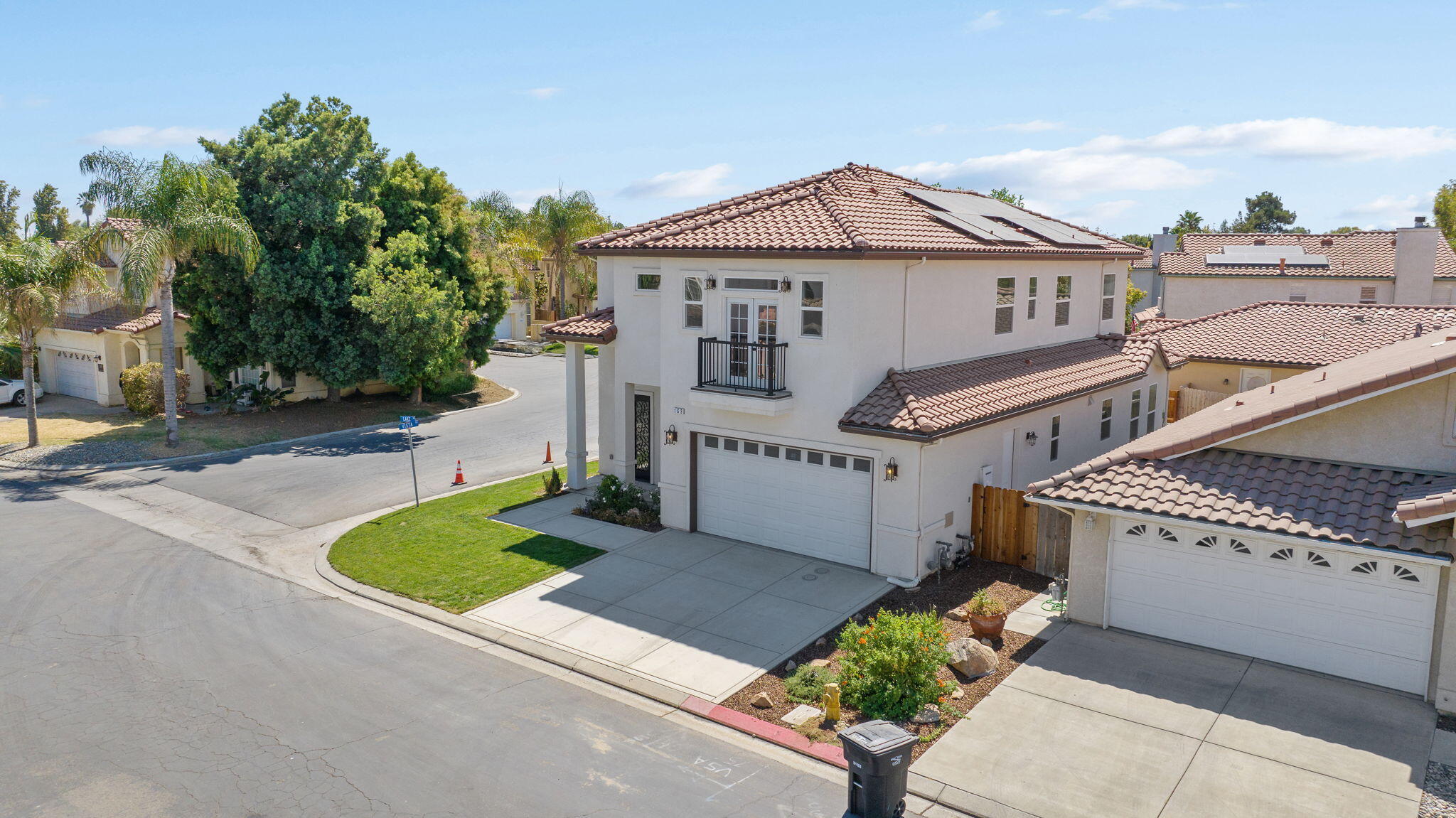 169 Lake Dr, Lemoore, CA 93245