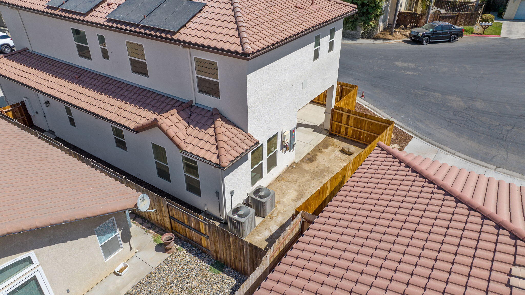 169 Lake Dr, Lemoore, CA 93245