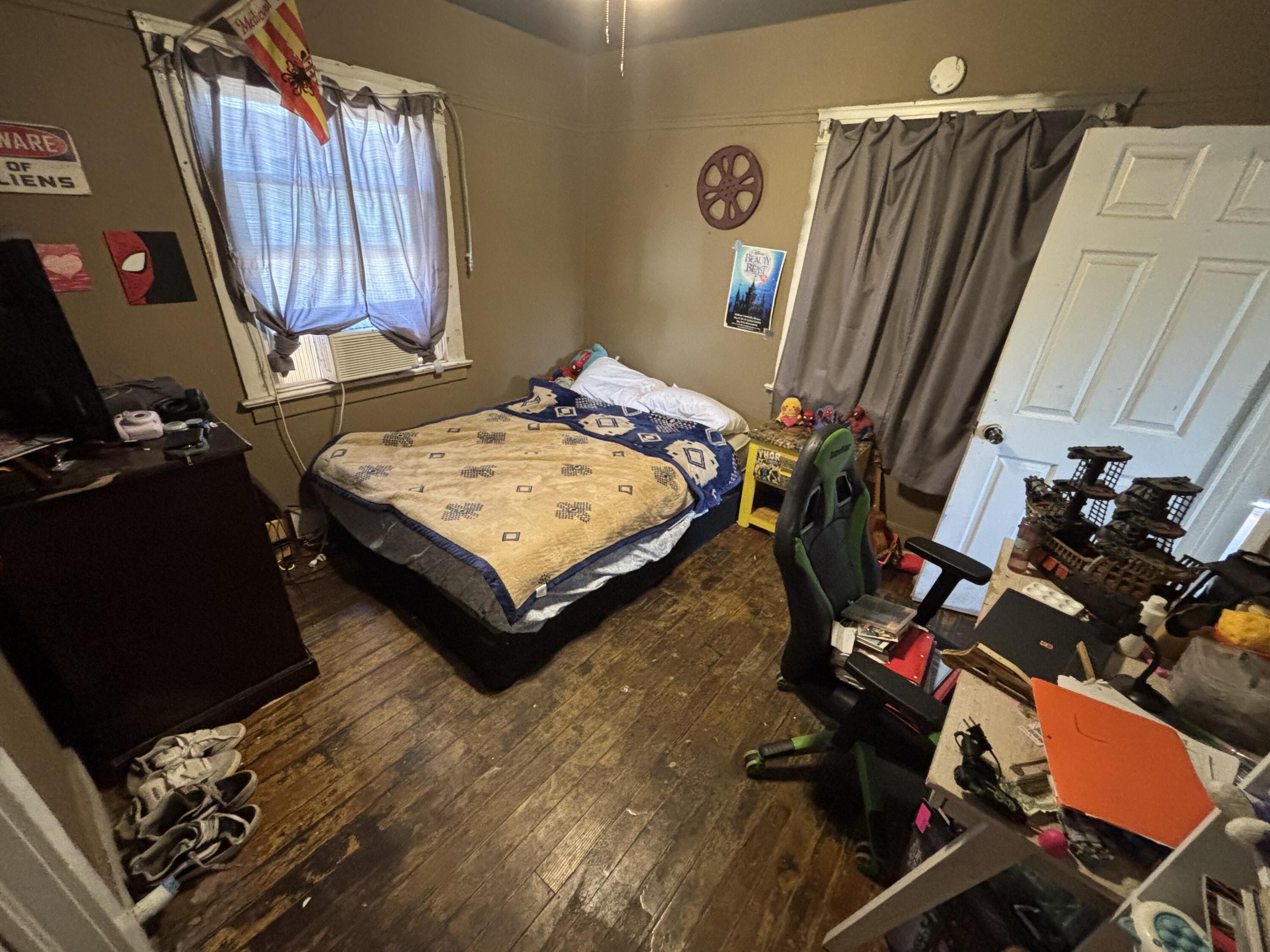 561 N 2nd St, Porterville, CA 93257