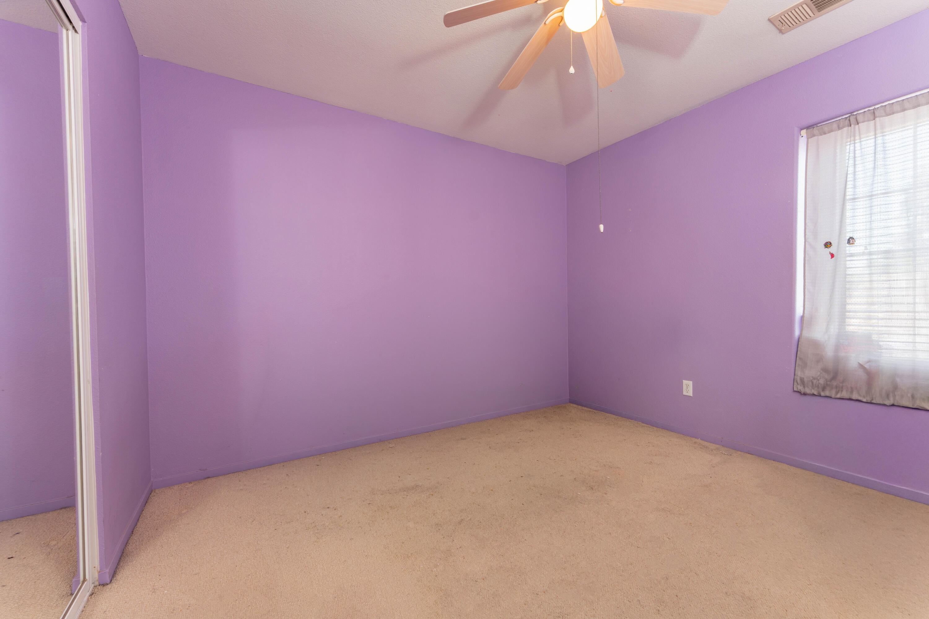 2059 W Cheryll Ct, Porterville, CA 93257