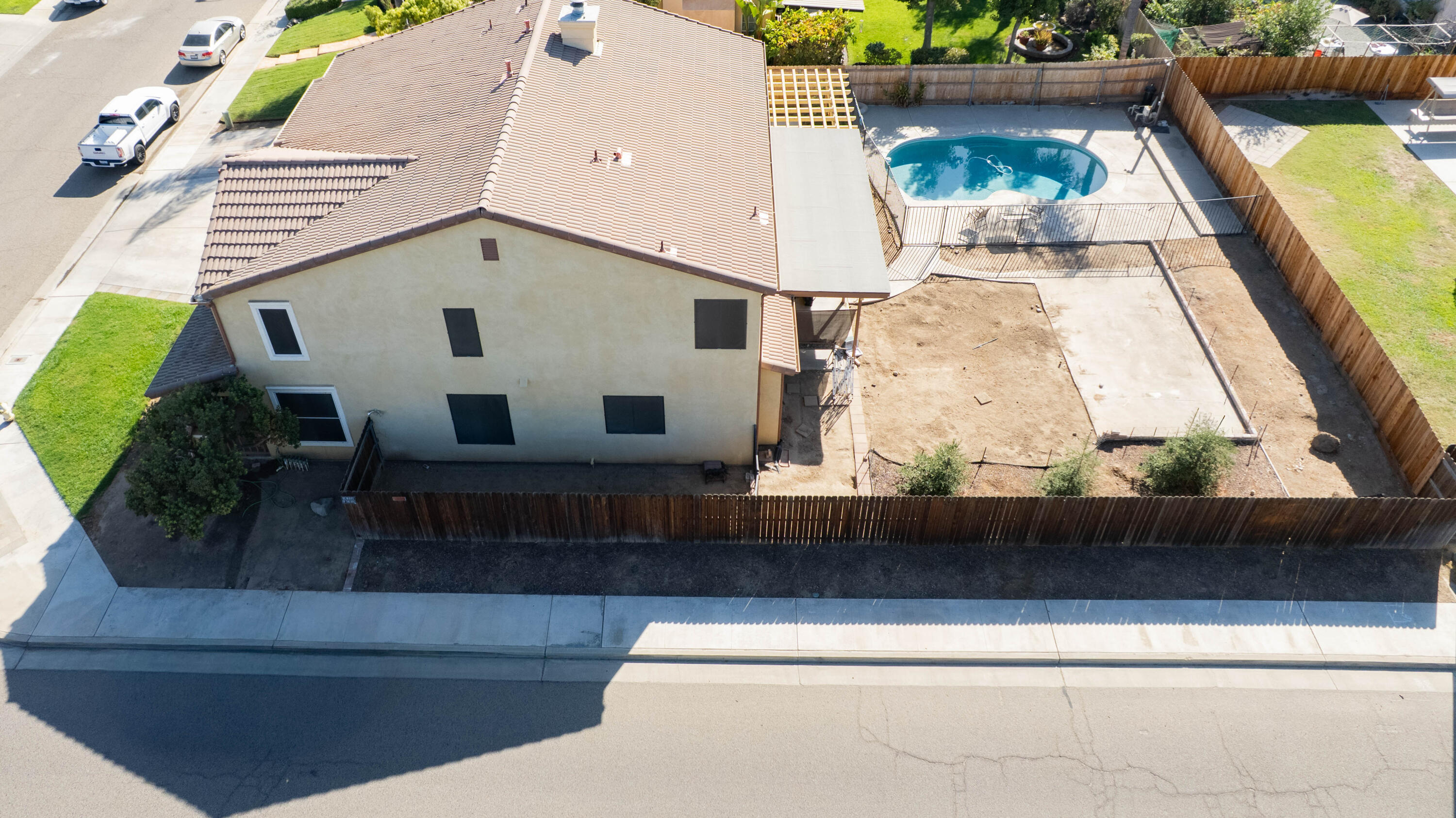 2059 W Cheryll Ct, Porterville, CA 93257