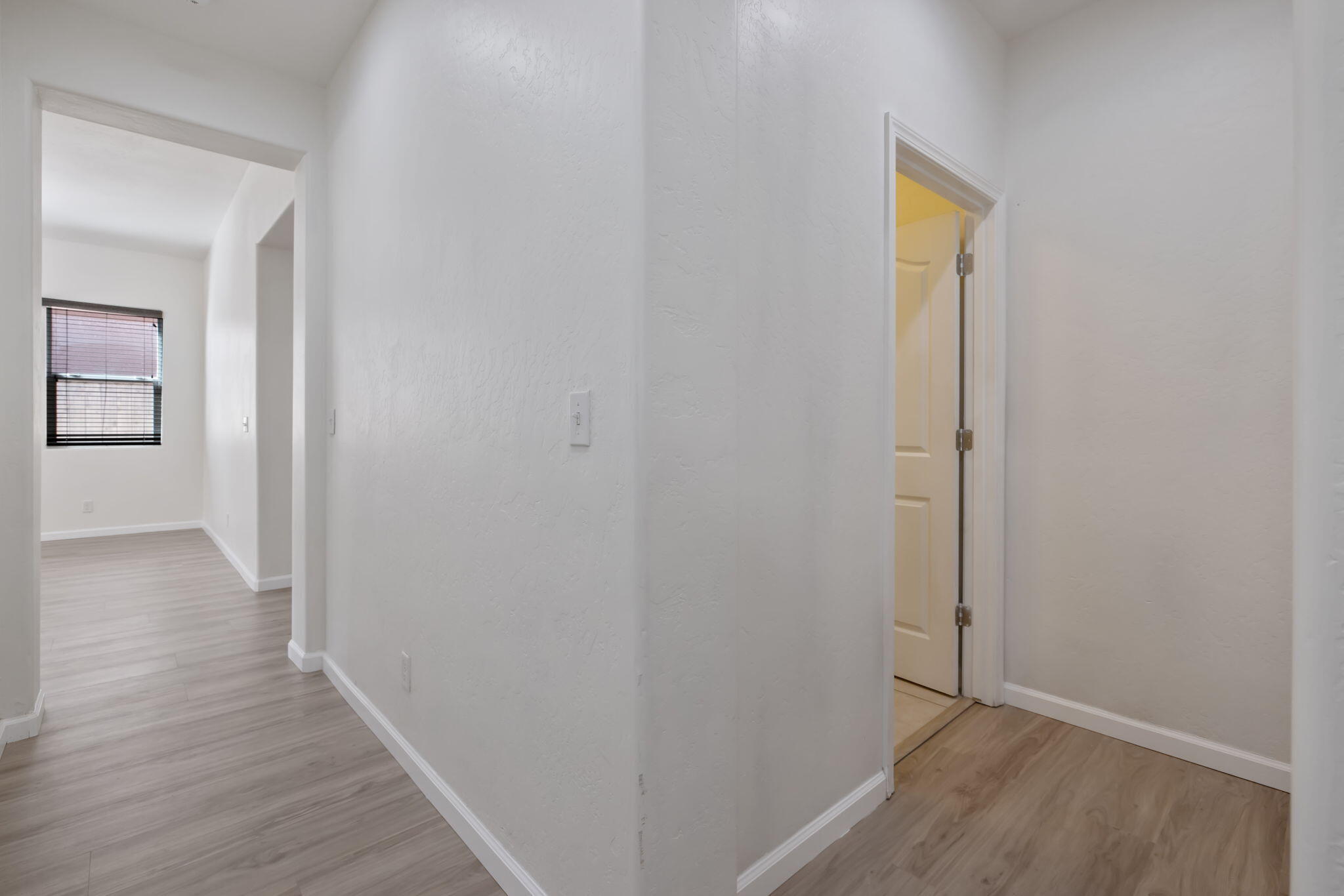 3125 W Stewart Ave, Visalia, CA 93291
