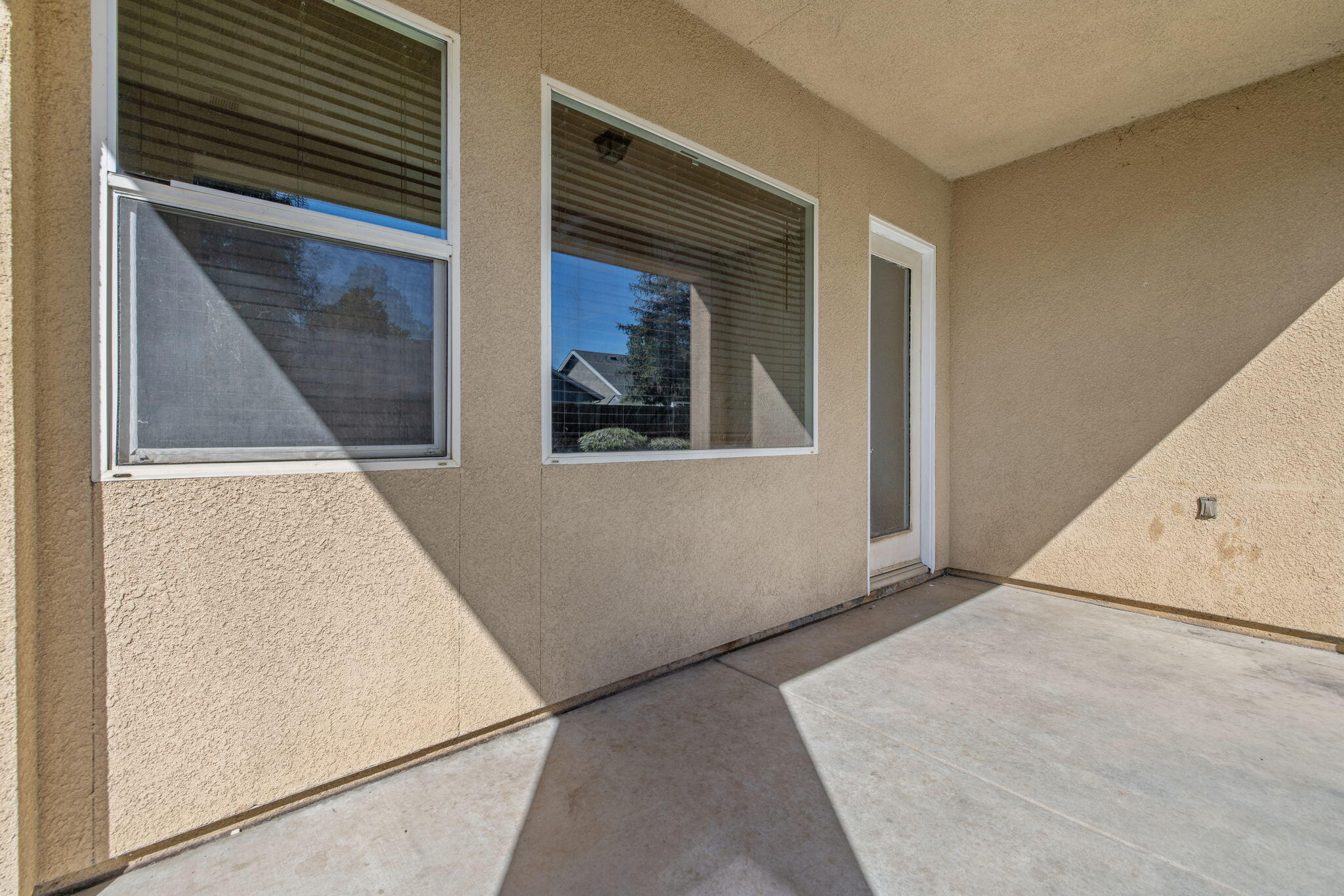 3125 W Stewart Ave, Visalia, CA 93291