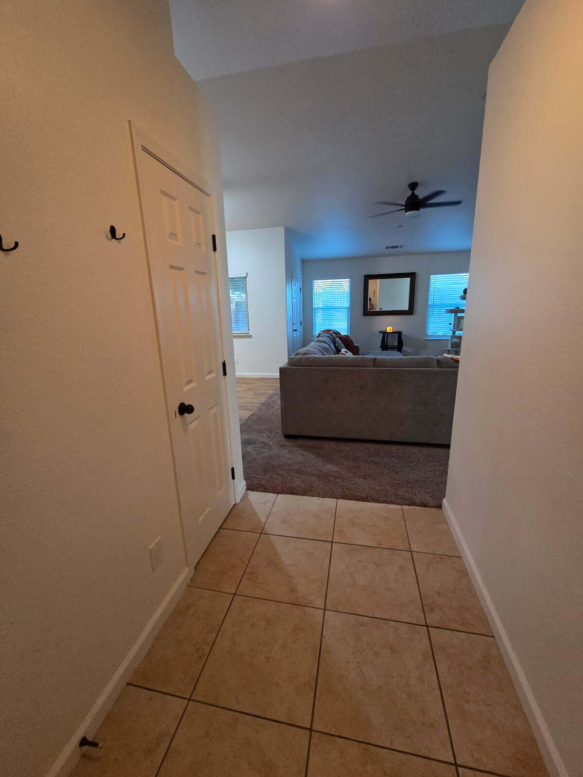1146 E Buena Vista Ave, Visalia, CA 93292