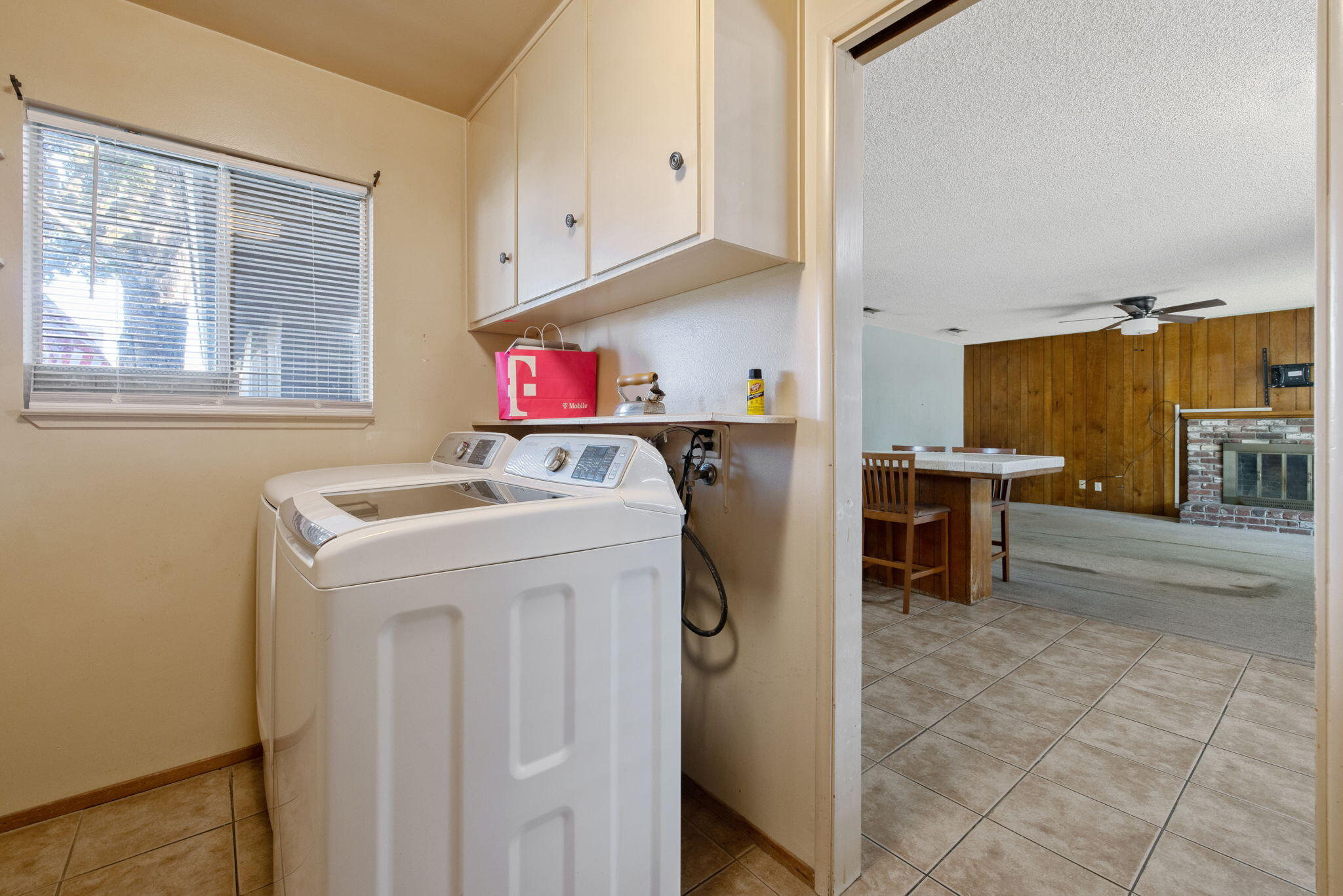 817 N Arbor, Tulare, CA 93274