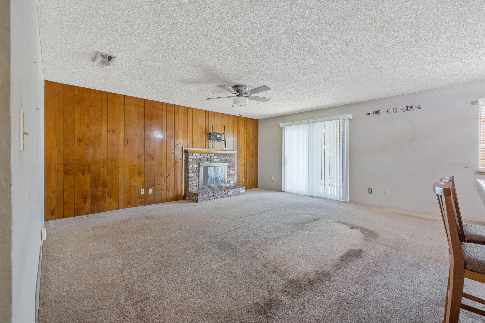 817 N Arbor, Tulare, CA 93274