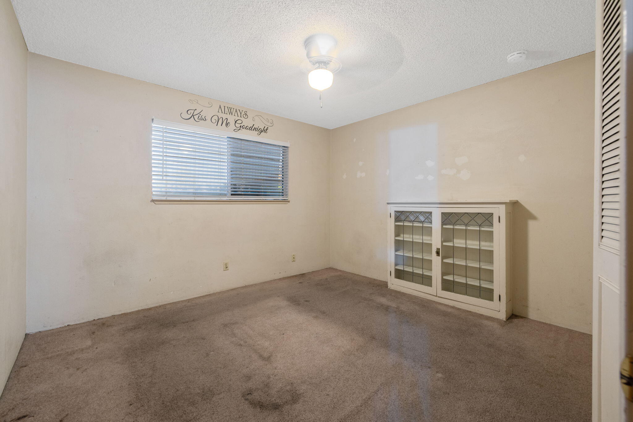 817 N Arbor, Tulare, CA 93274