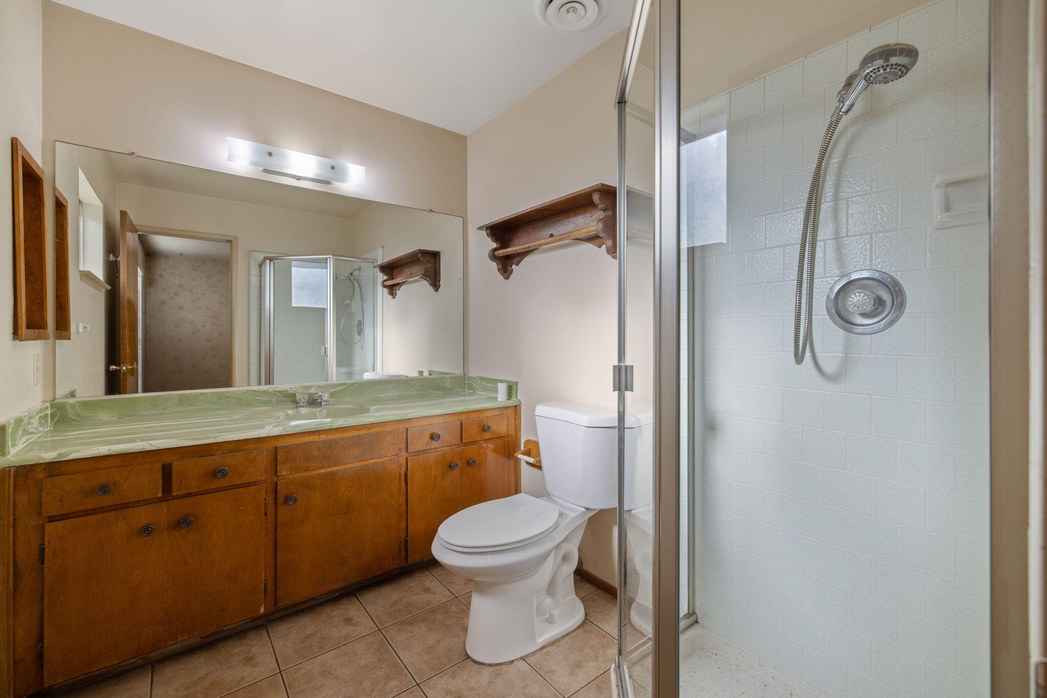 817 N Arbor, Tulare, CA 93274