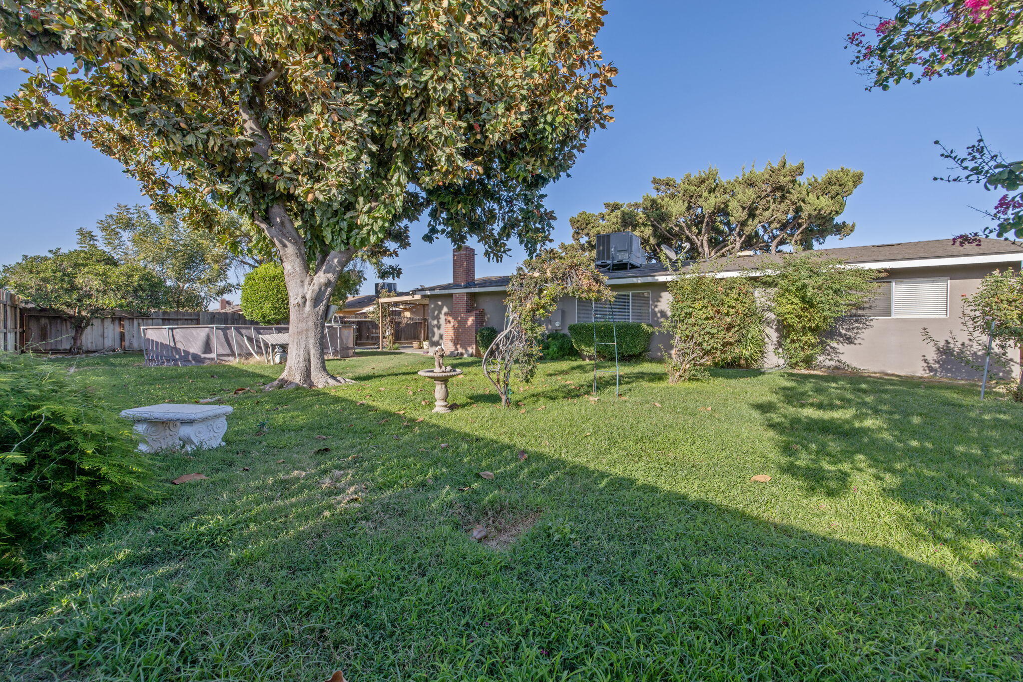 817 N Arbor, Tulare, CA 93274