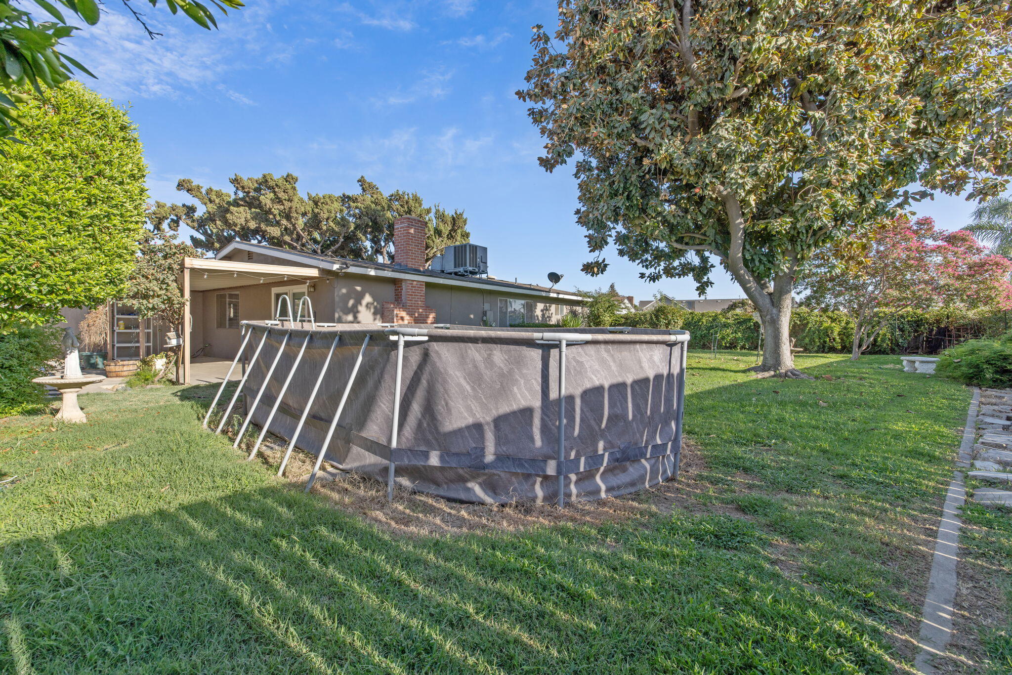 817 N Arbor, Tulare, CA 93274