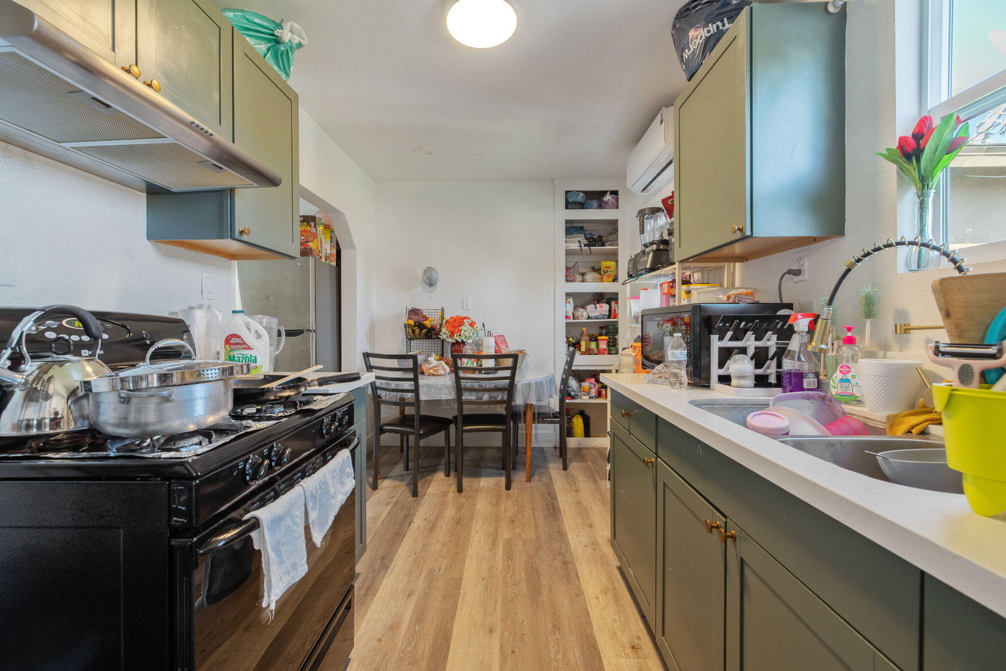 124 S West St, Tulare, CA 93274