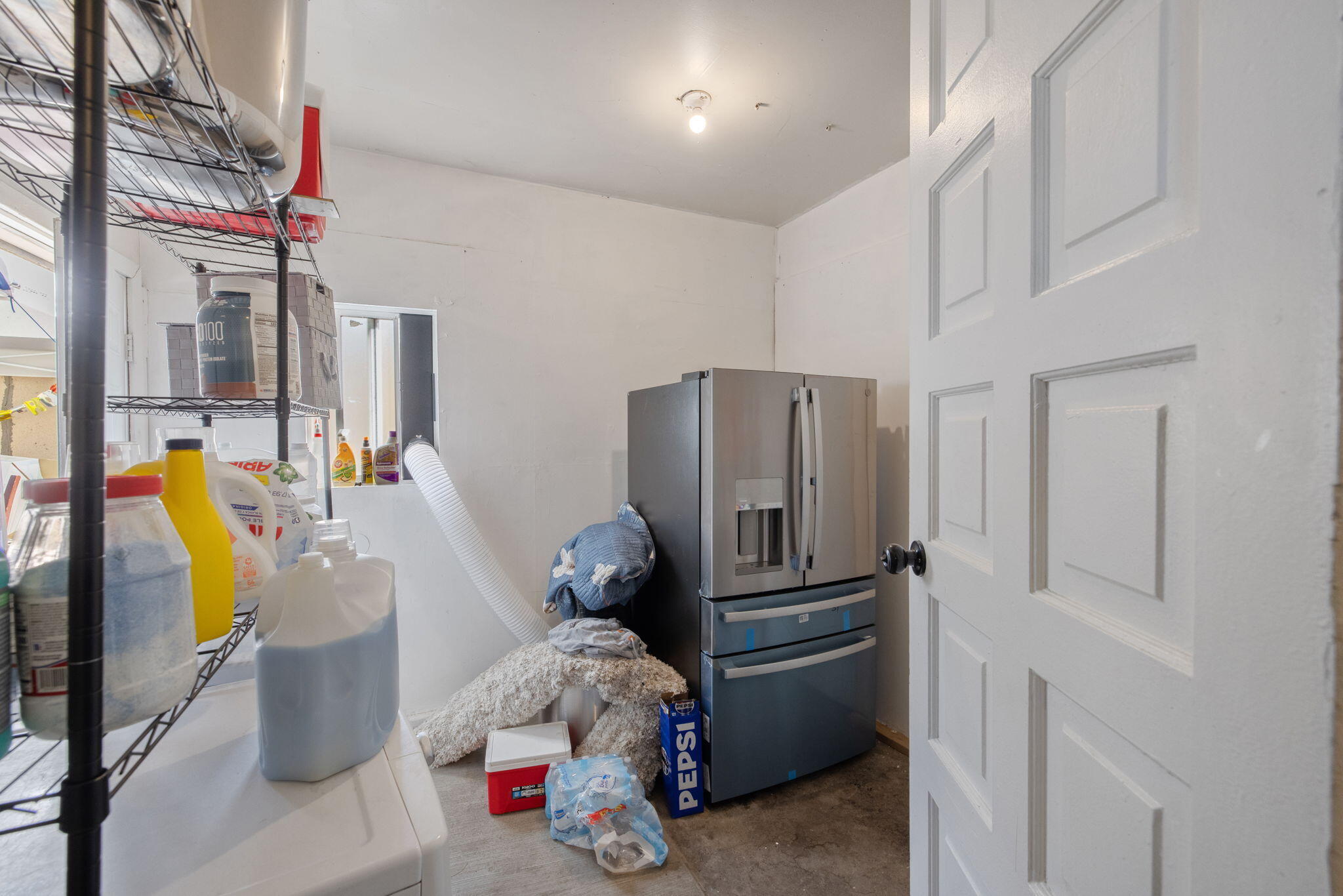 124 S West St, Tulare, CA 93274