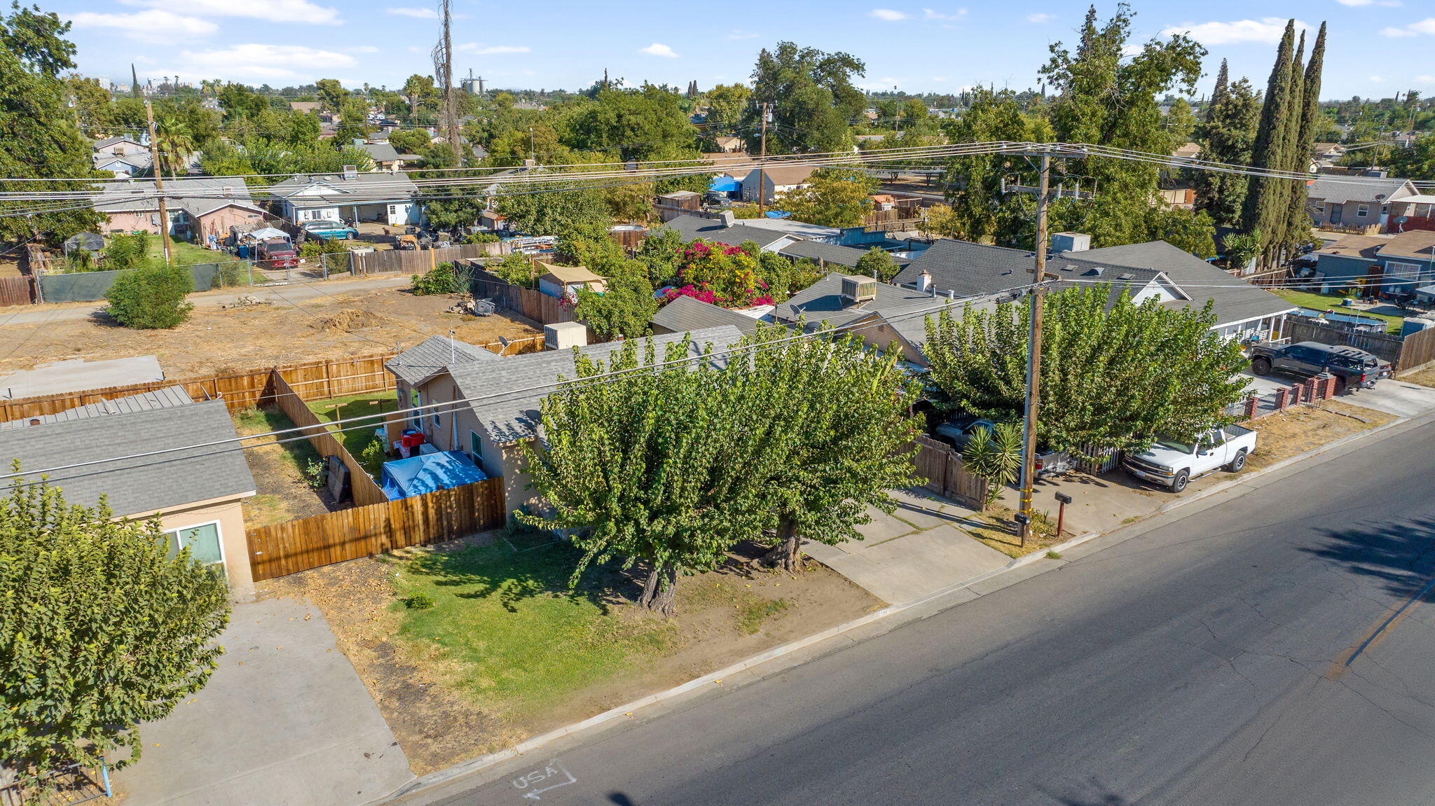 124 S West St, Tulare, CA 93274