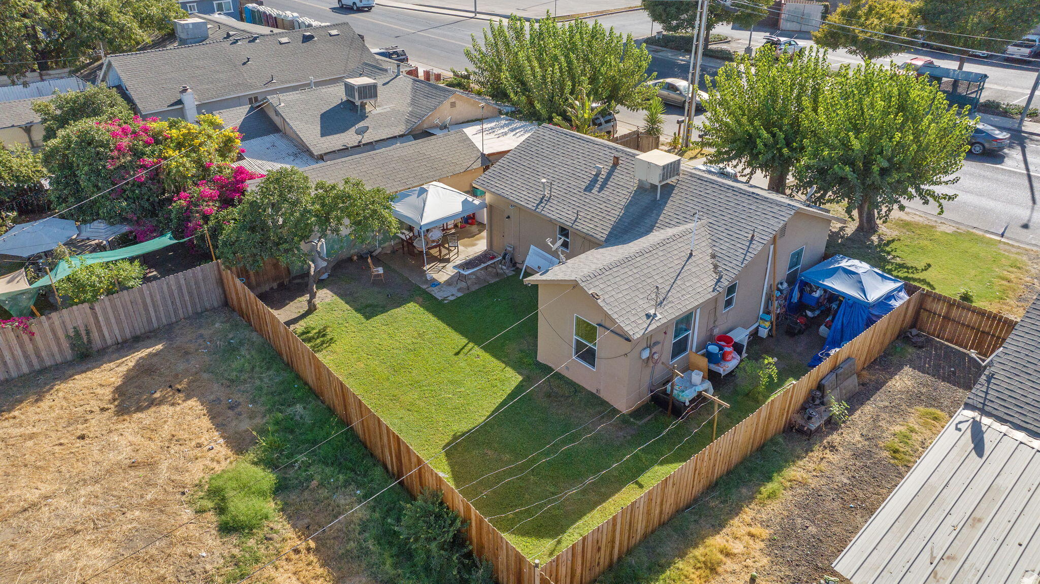 124 S West St, Tulare, CA 93274