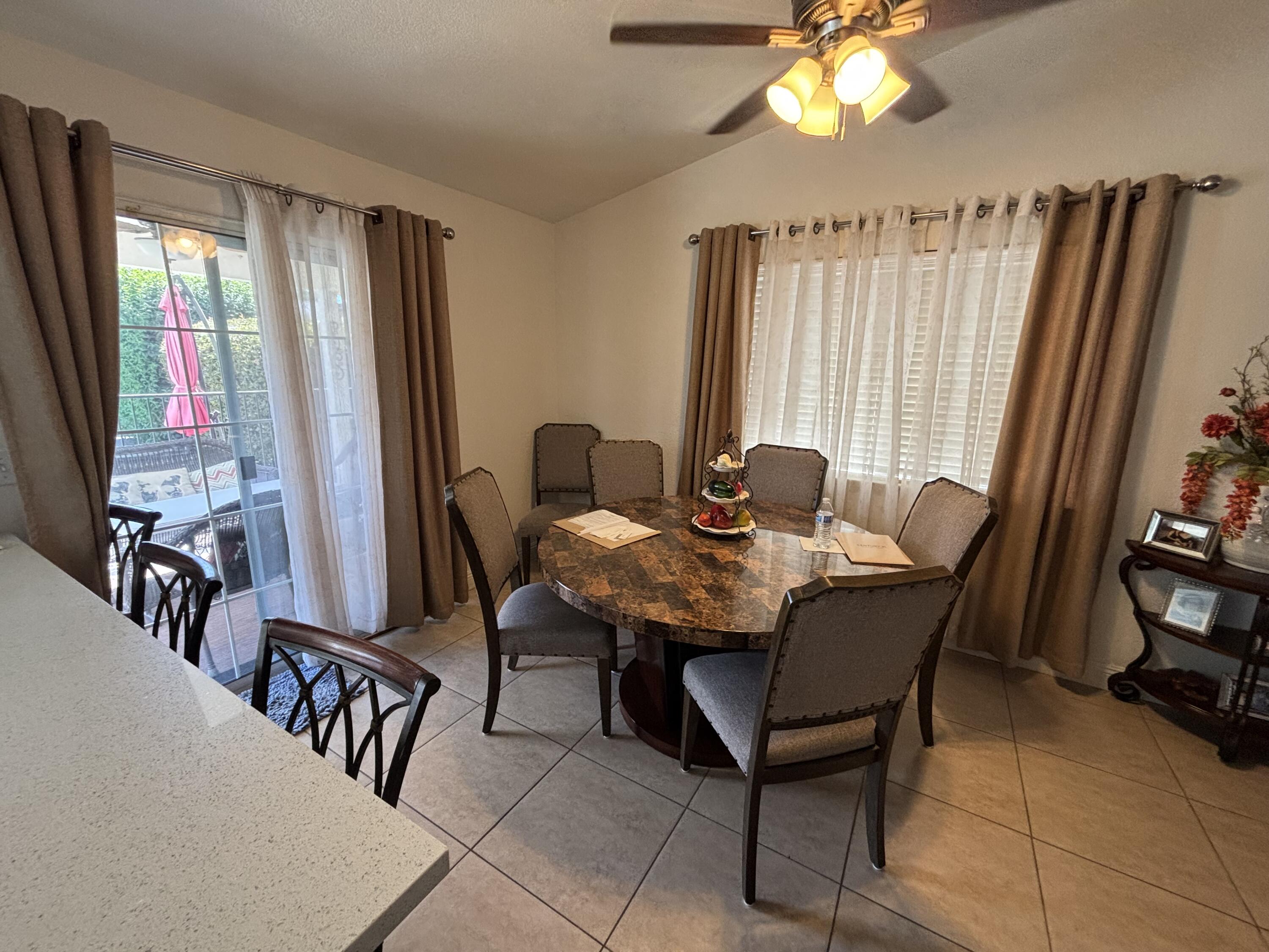 3637 E Center Ct, Visalia, CA 93292