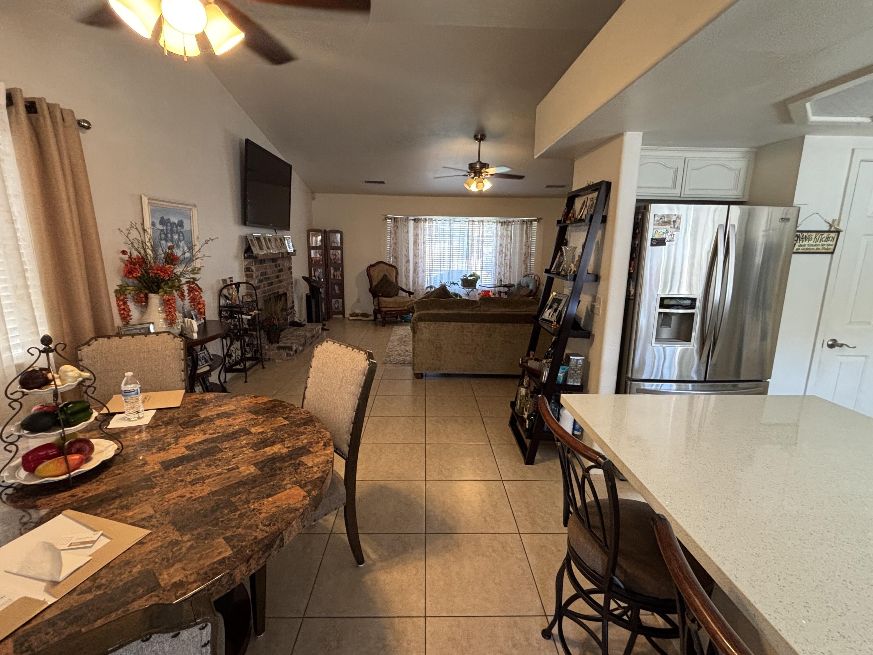 3637 E Center Ct, Visalia, CA 93292