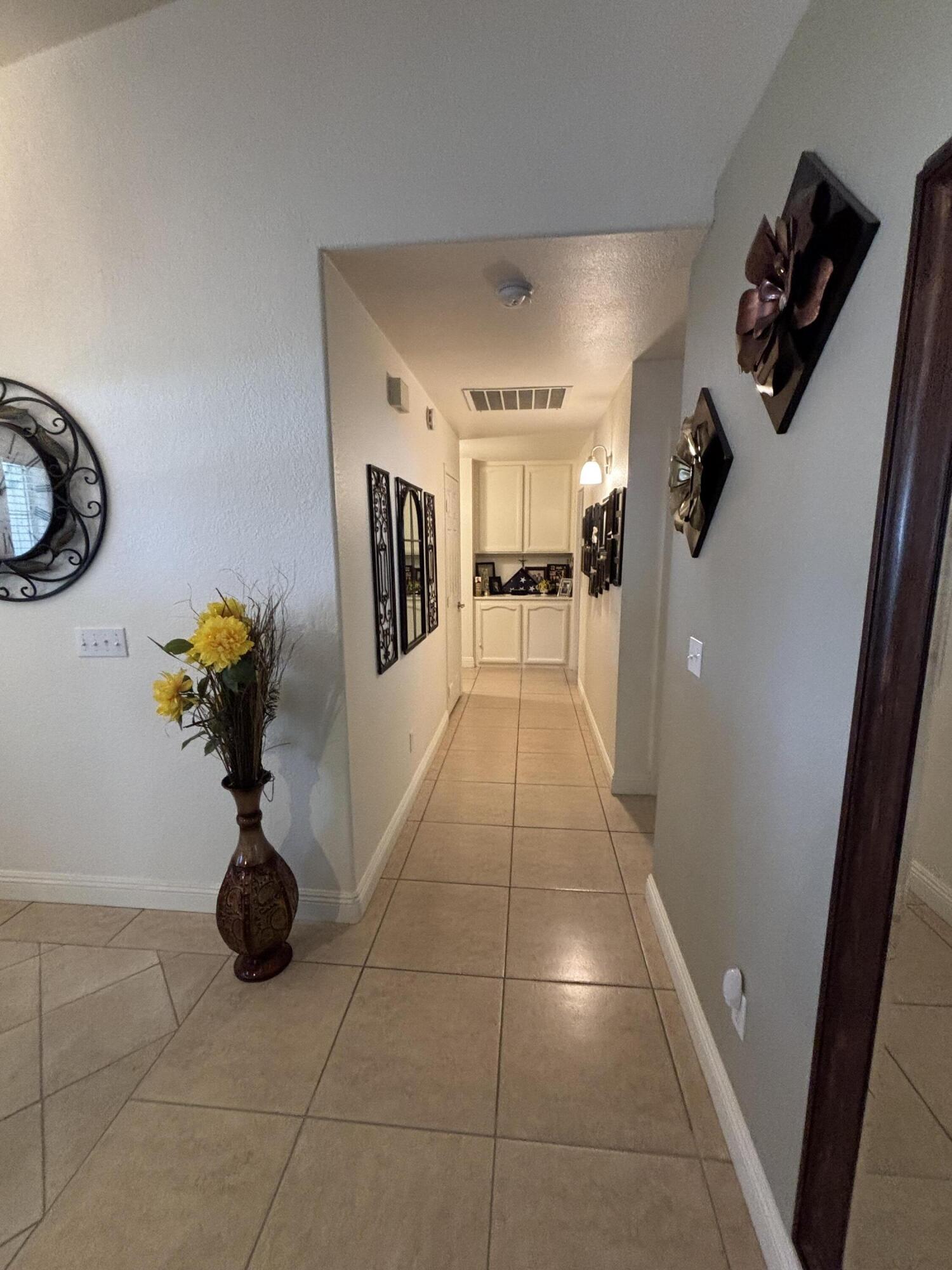 3637 E Center Ct, Visalia, CA 93292