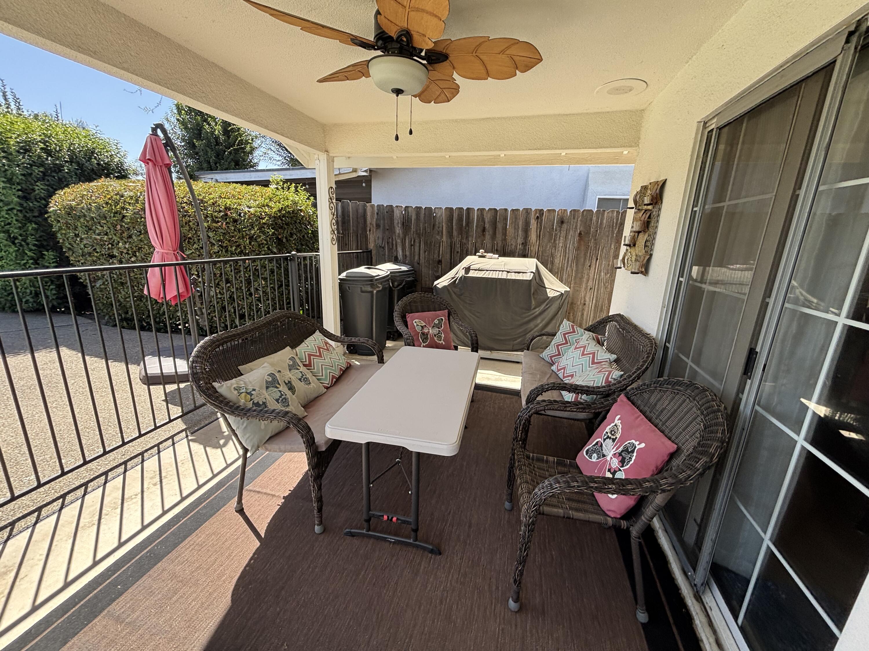 3637 E Center Ct, Visalia, CA 93292