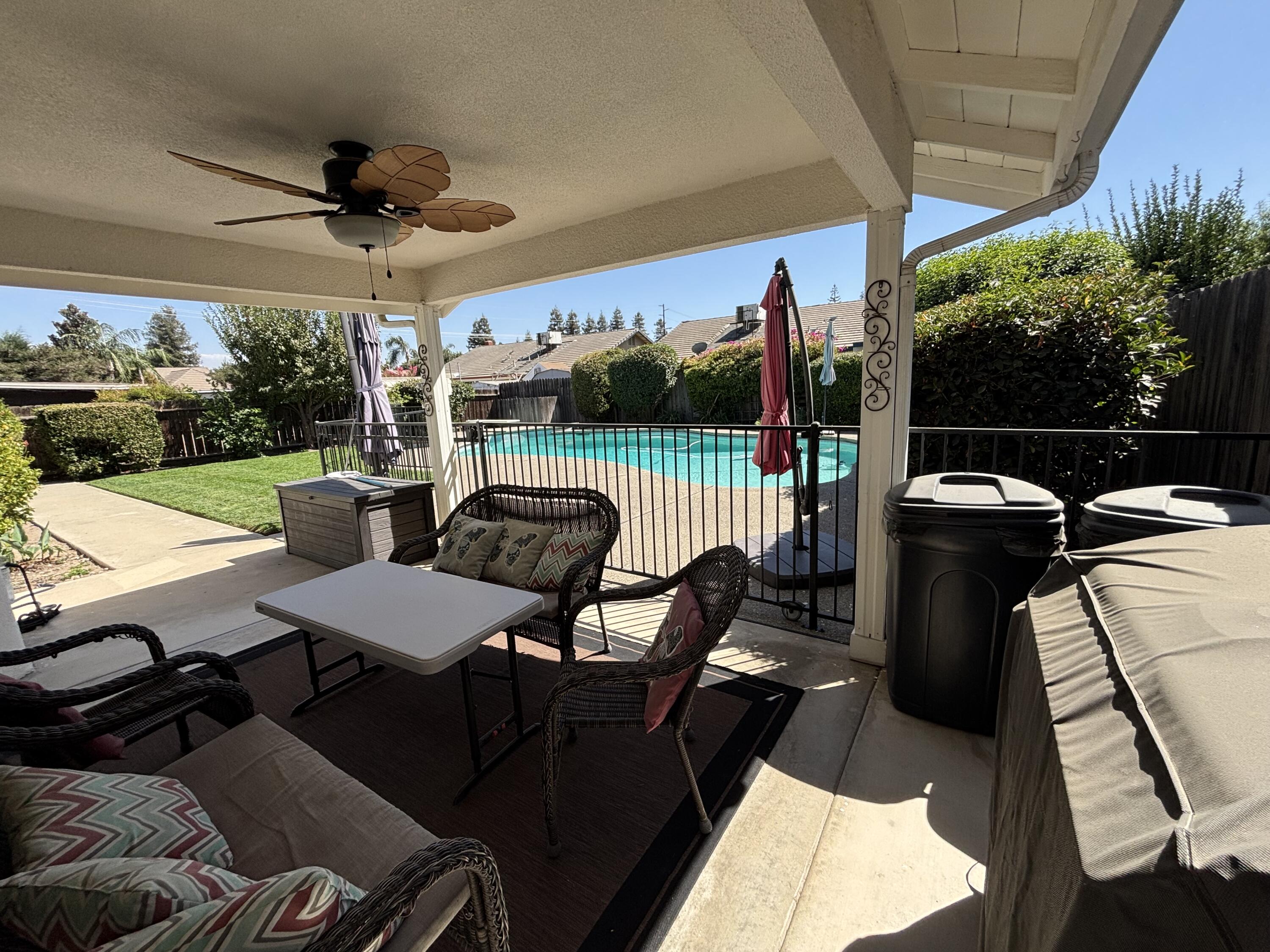 3637 E Center Ct, Visalia, CA 93292