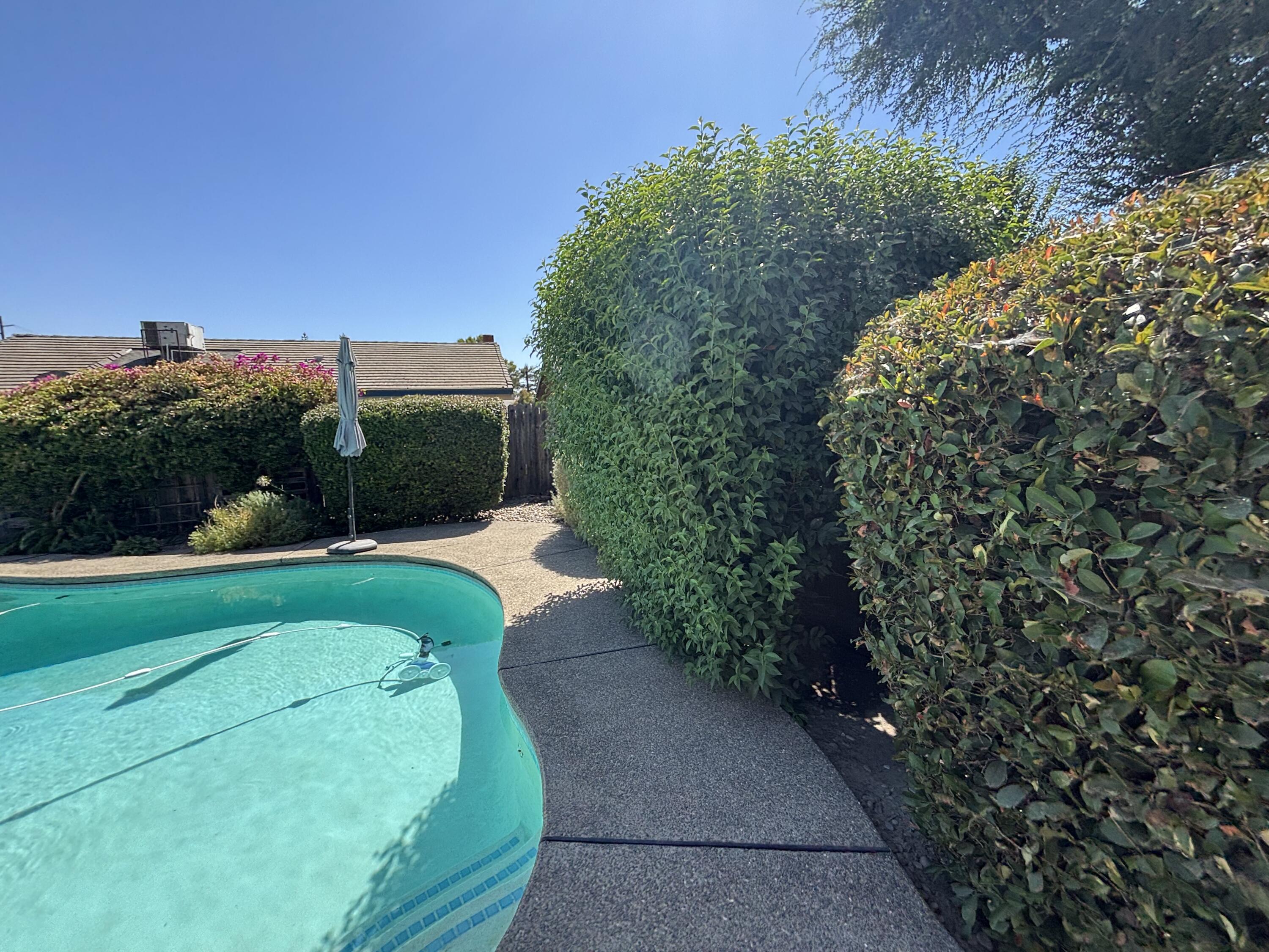 3637 E Center Ct, Visalia, CA 93292