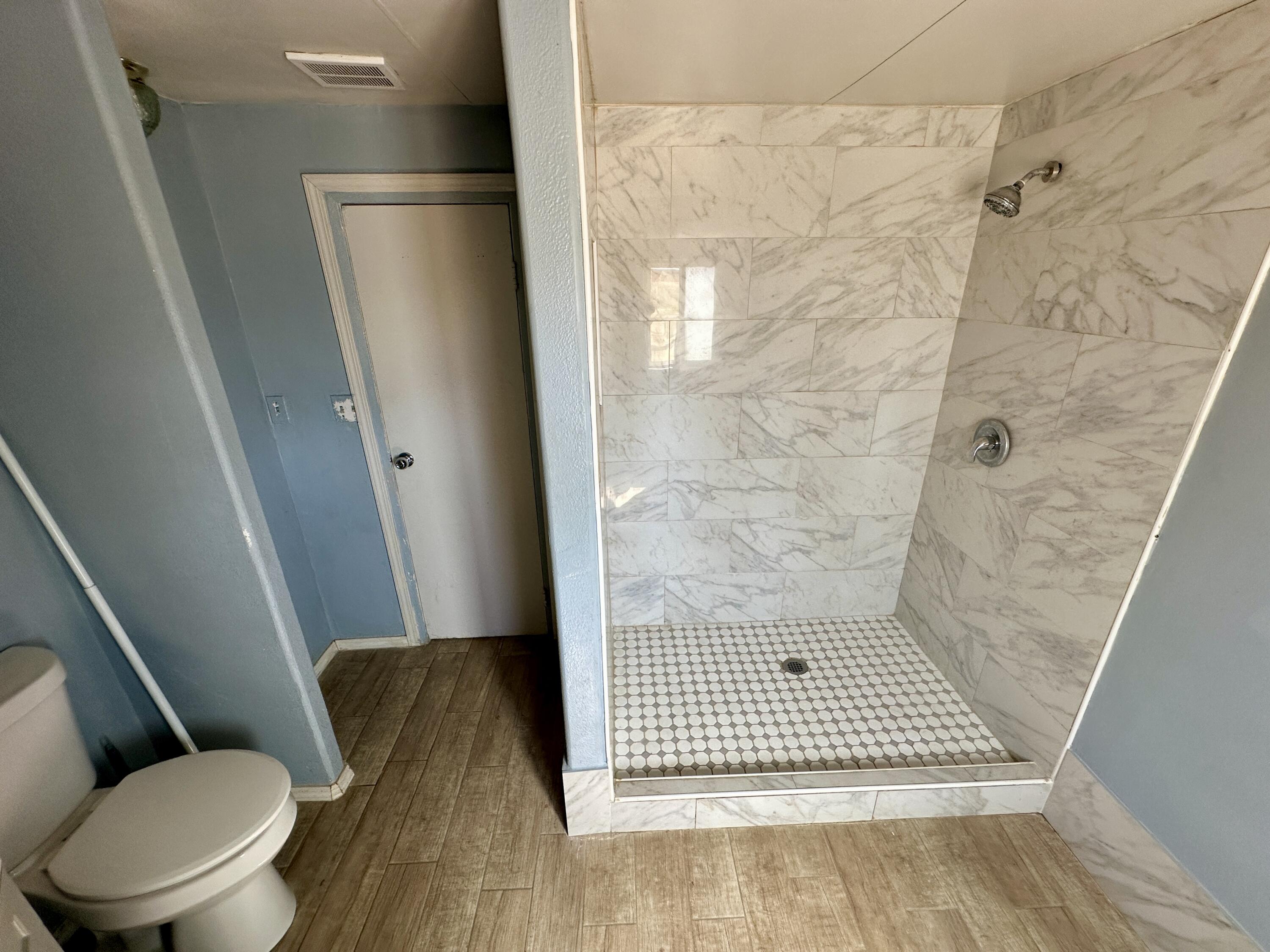 1748 Schott Rd, Earlimart, CA 93219