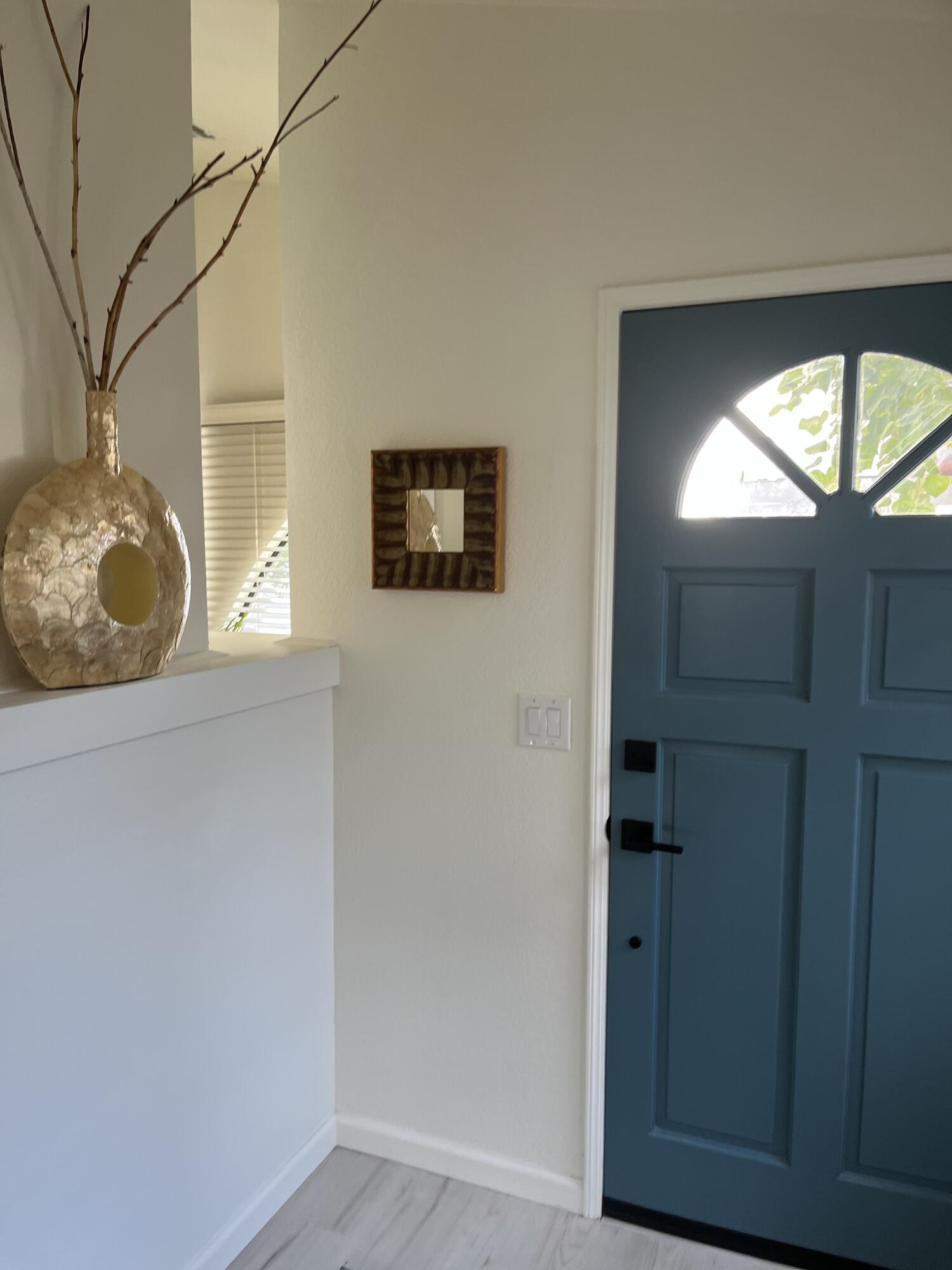 1402 E Vassar Dr, Visalia, CA 93292