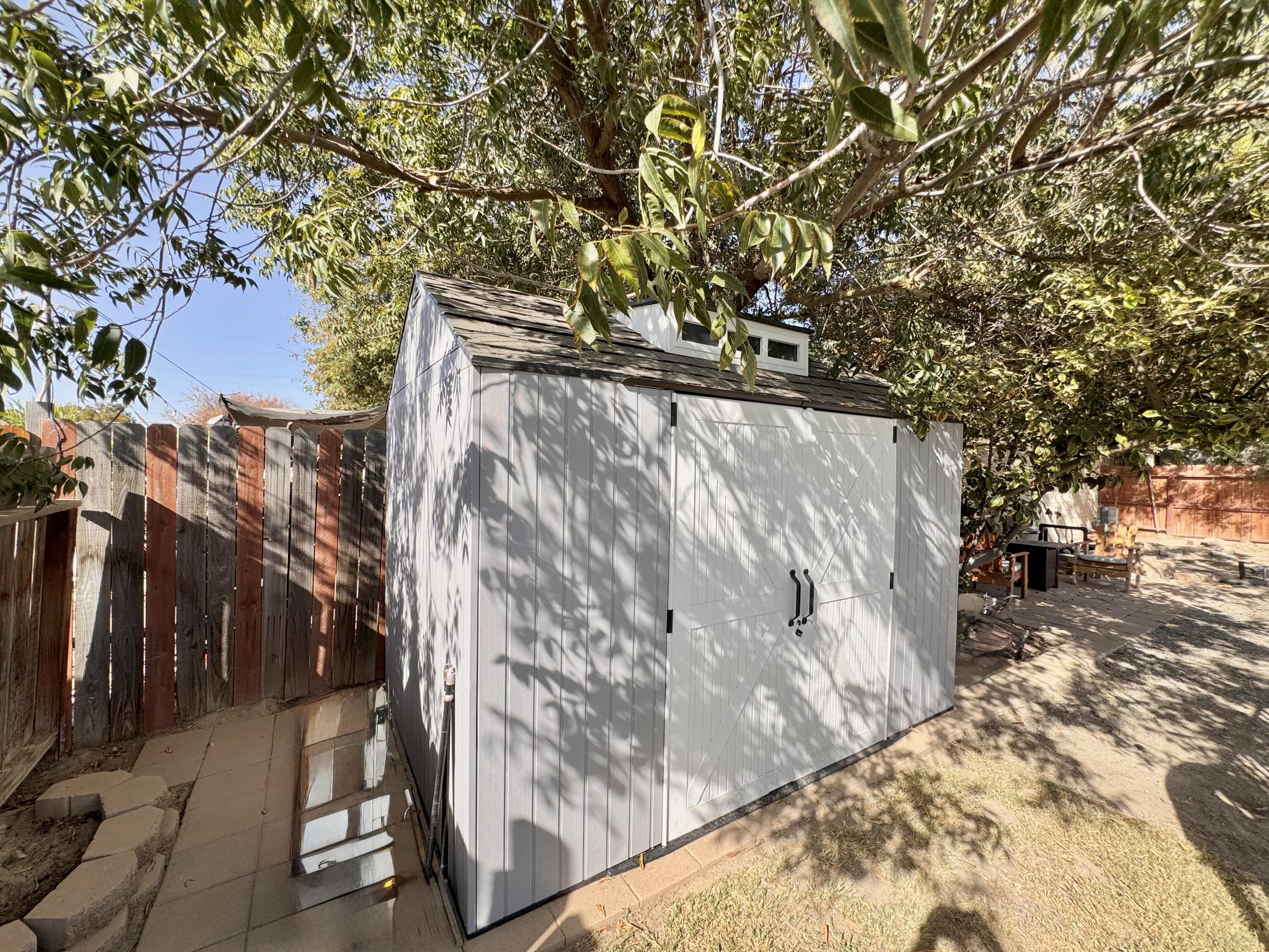814 Tempe Dr, Hanford, CA 93230