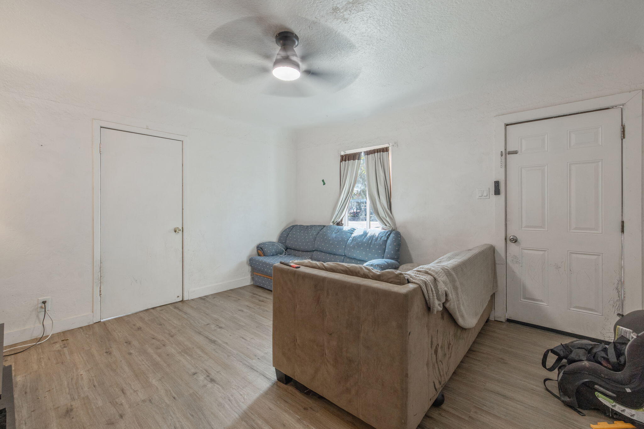 116 S West St, Tulare, CA 93274