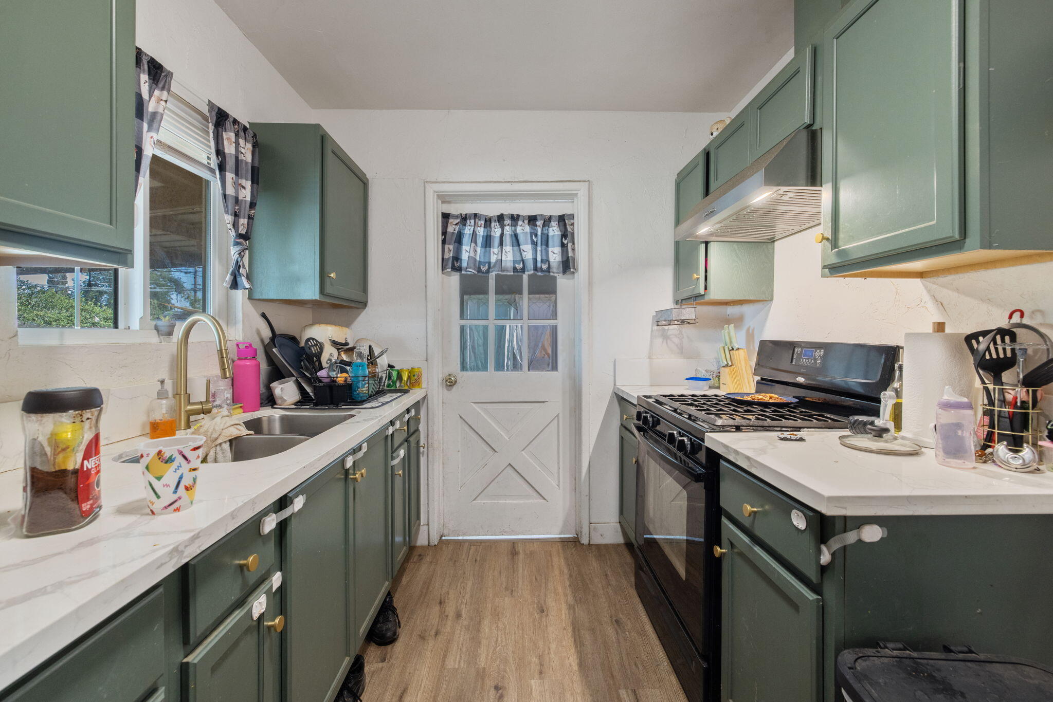 116 S West St, Tulare, CA 93274