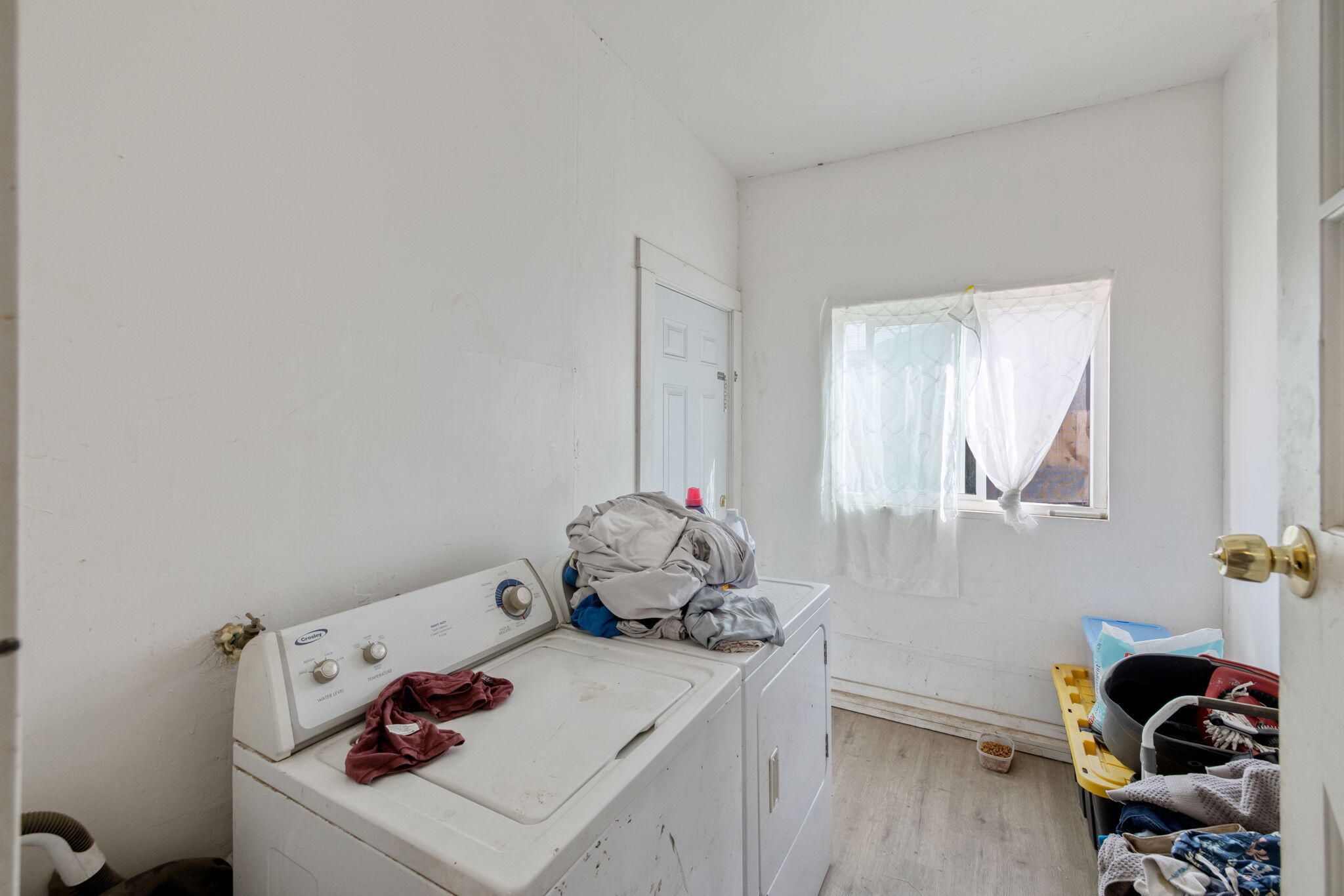 116 S West St, Tulare, CA 93274