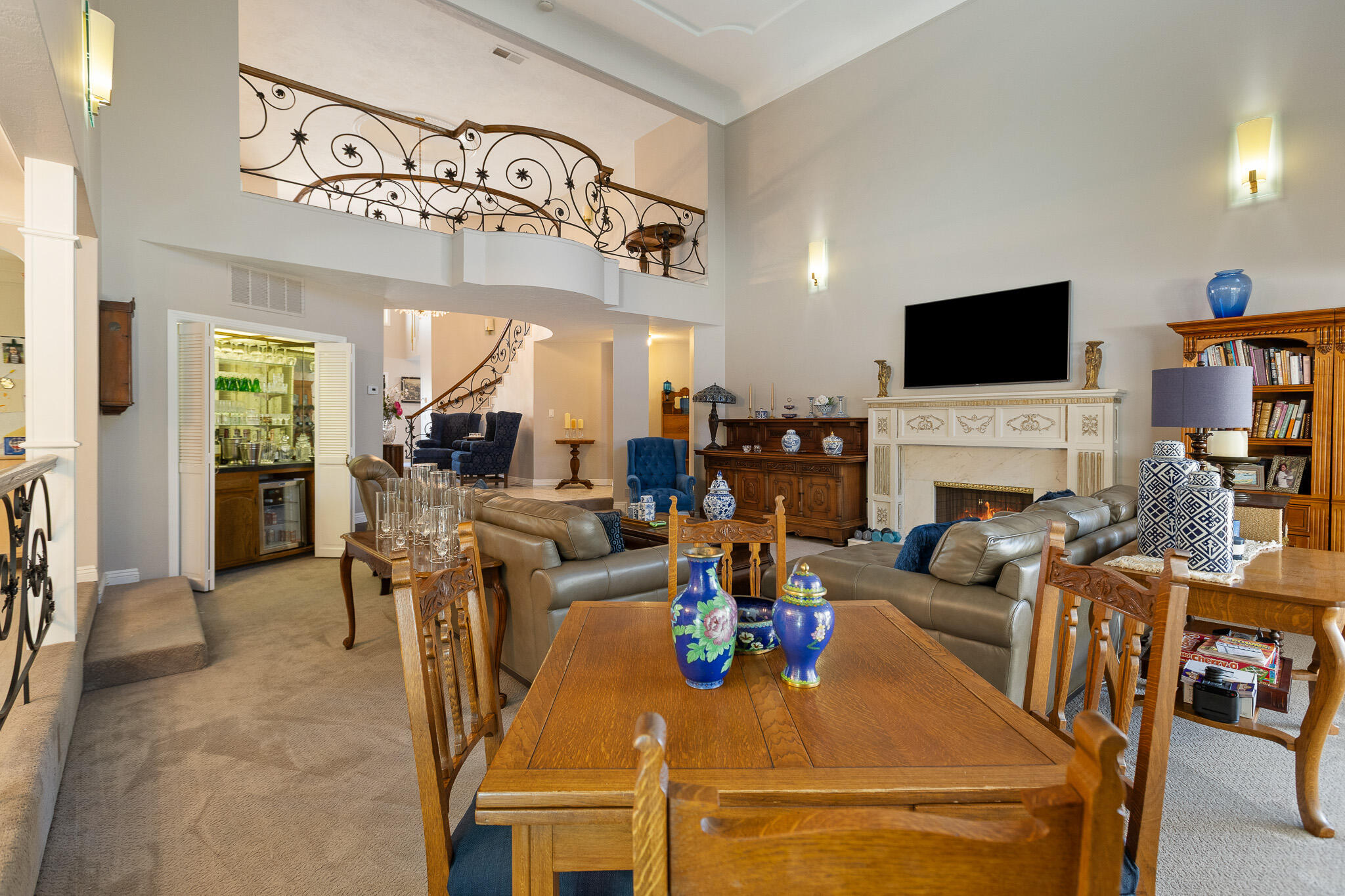 1624 N Sutton Ct, Tulare, CA 93274