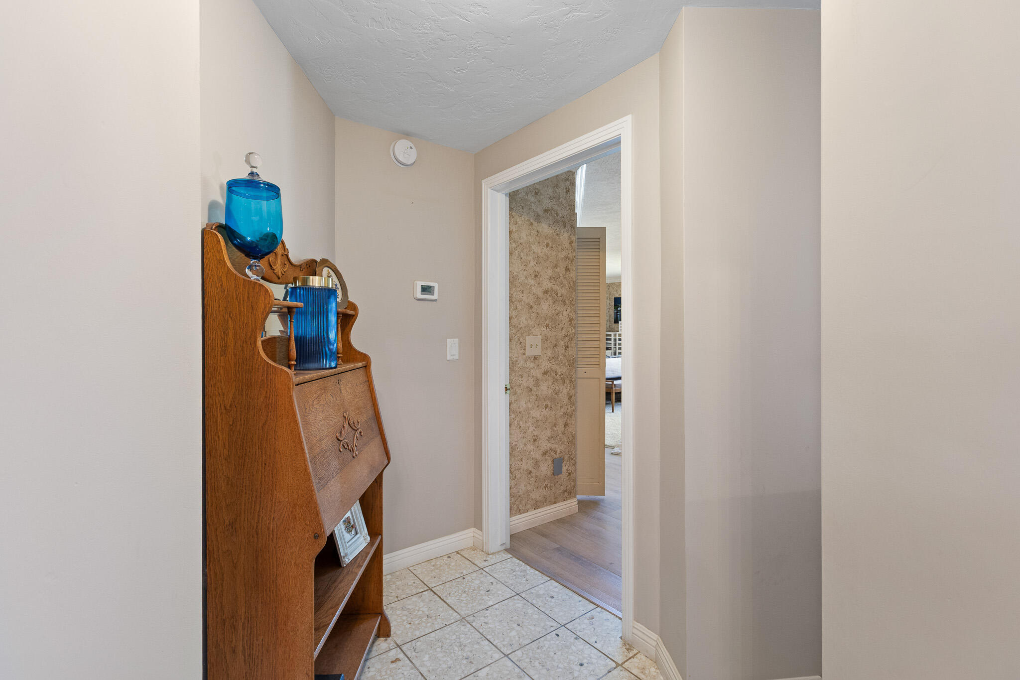 1624 N Sutton Ct, Tulare, CA 93274