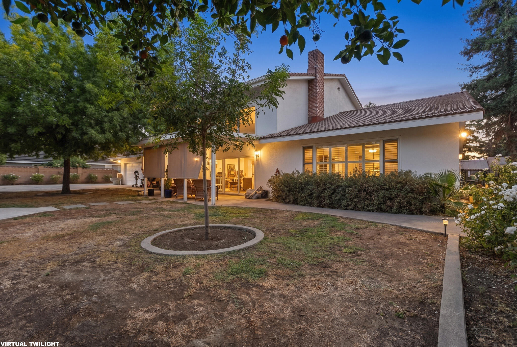 1624 N Sutton Ct, Tulare, CA 93274