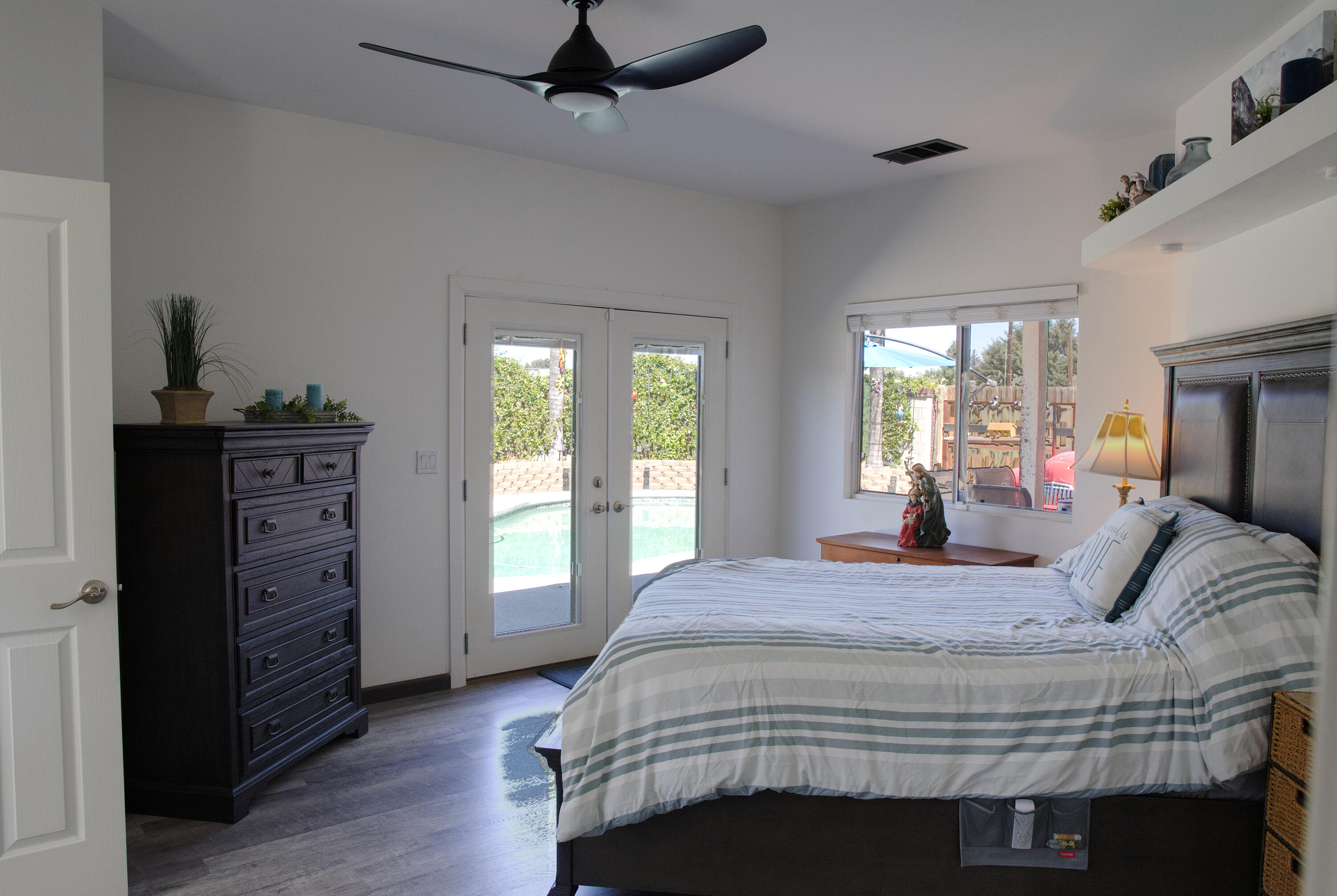 1400 Crater Lake, Tulare, CA 93274