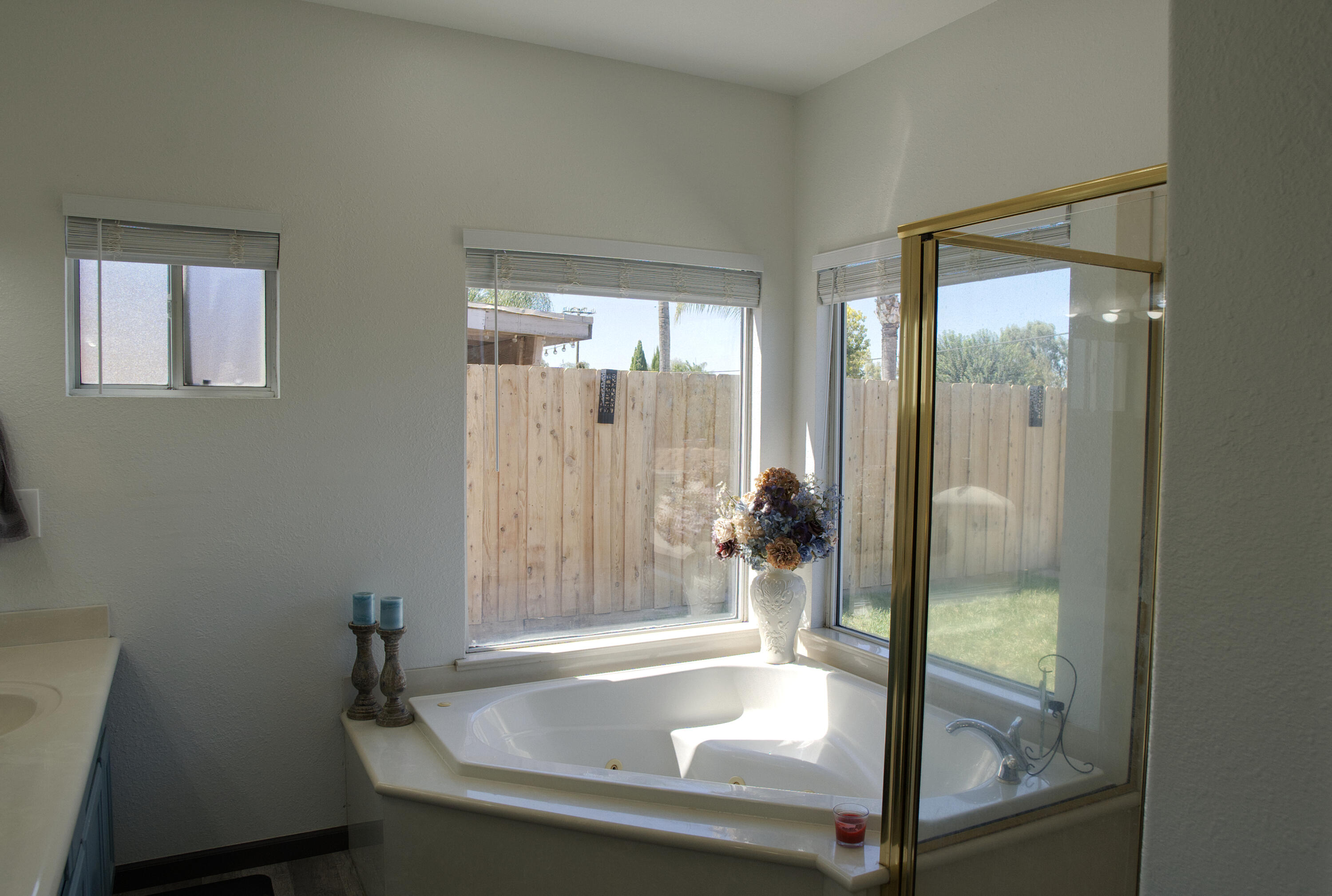 1400 Crater Lake, Tulare, CA 93274